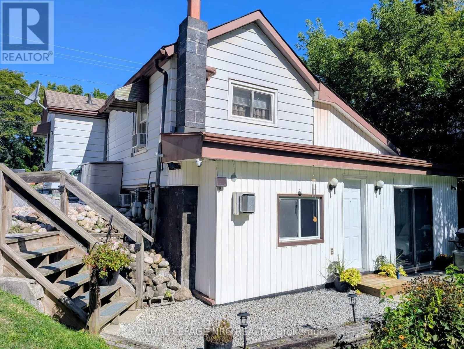 4132 CHIPPAWA PARKWAY