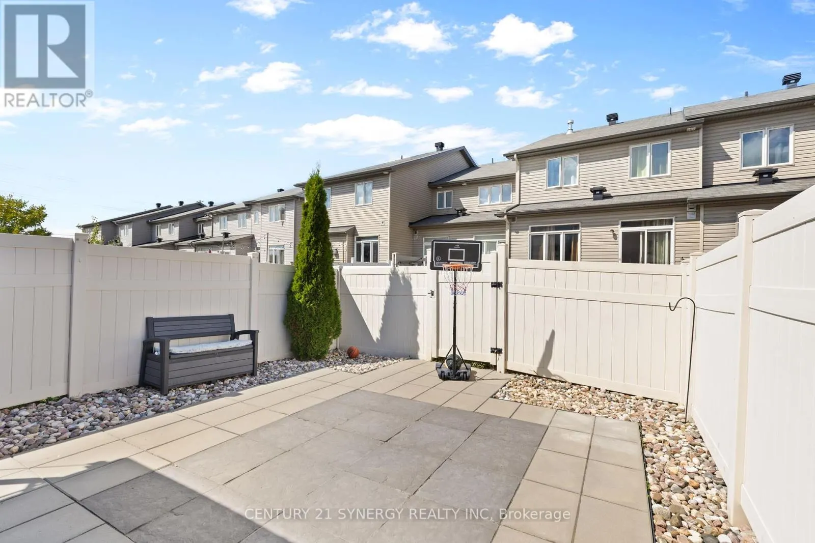 162 POPPLEWELL CRESCENT