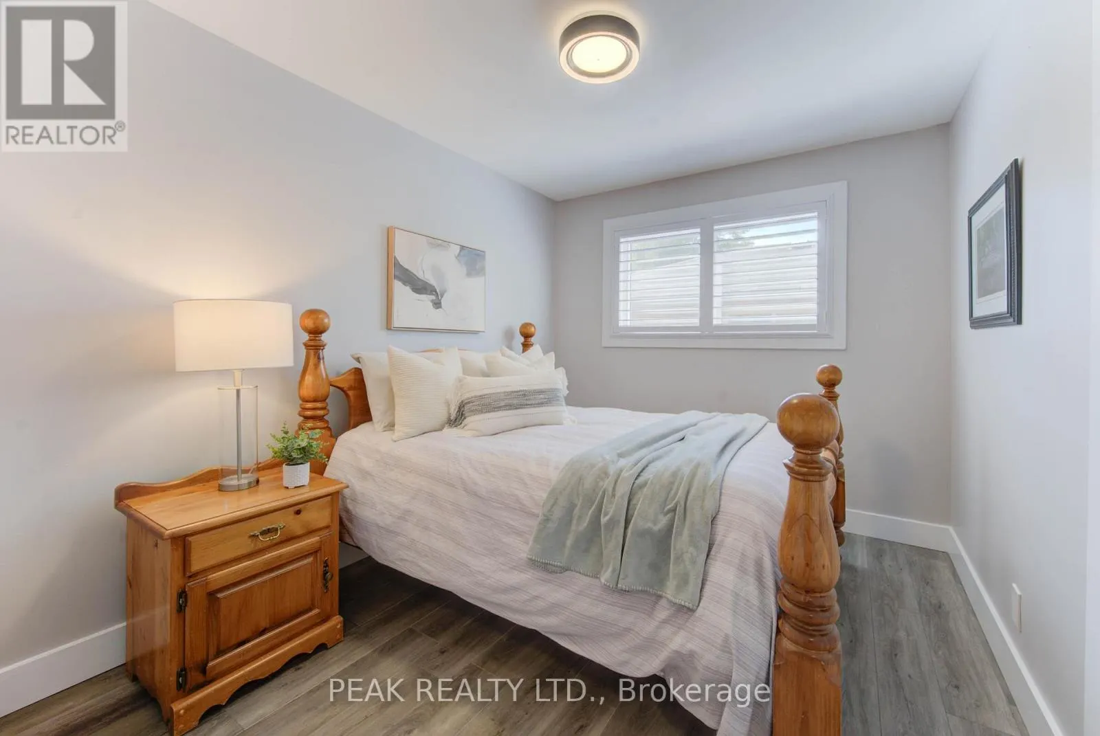 120 TRAFALGAR AVENUE