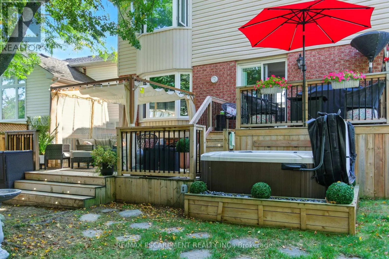 36 PINECREEK ROAD