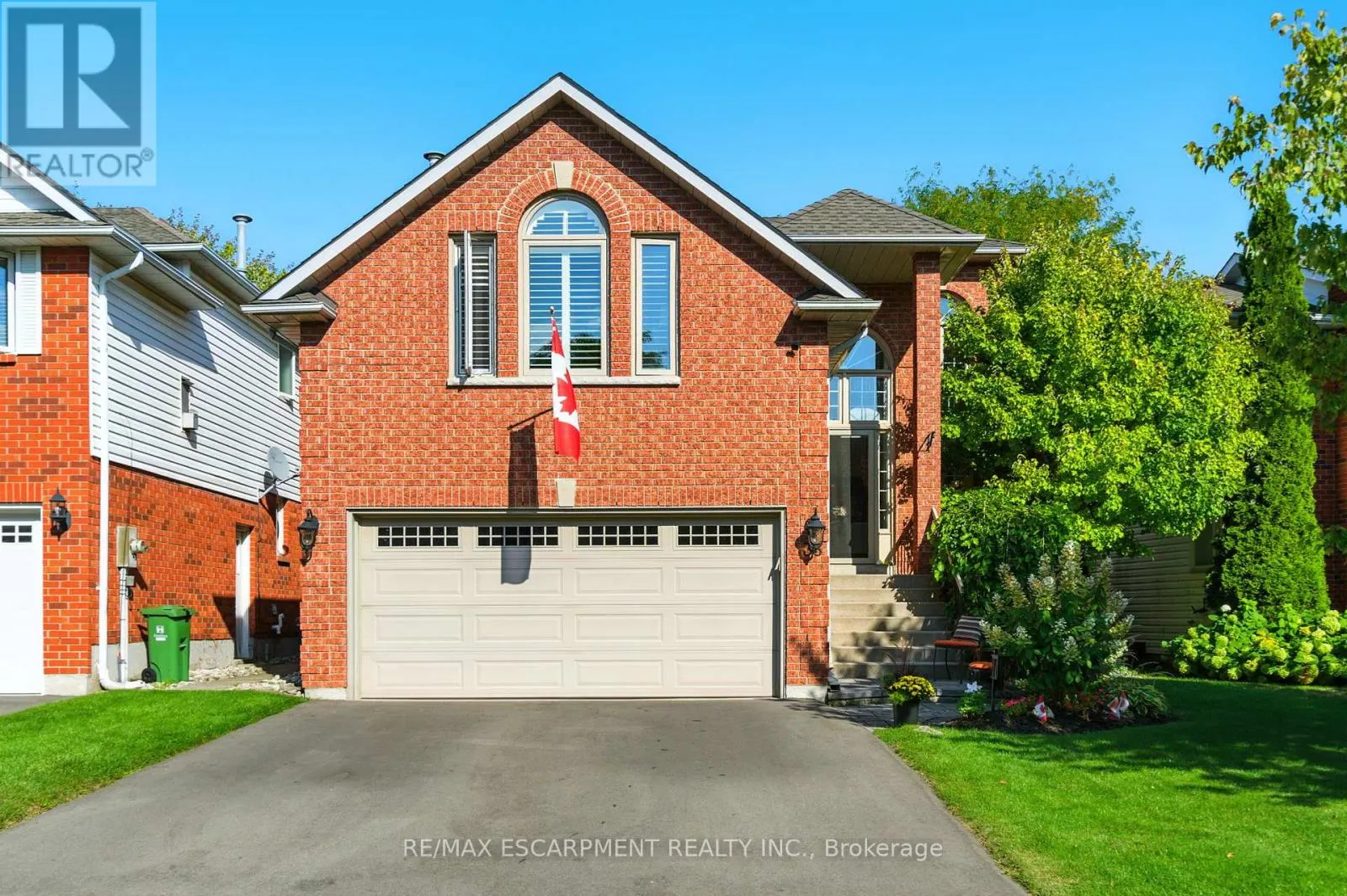 36 PINECREEK ROAD