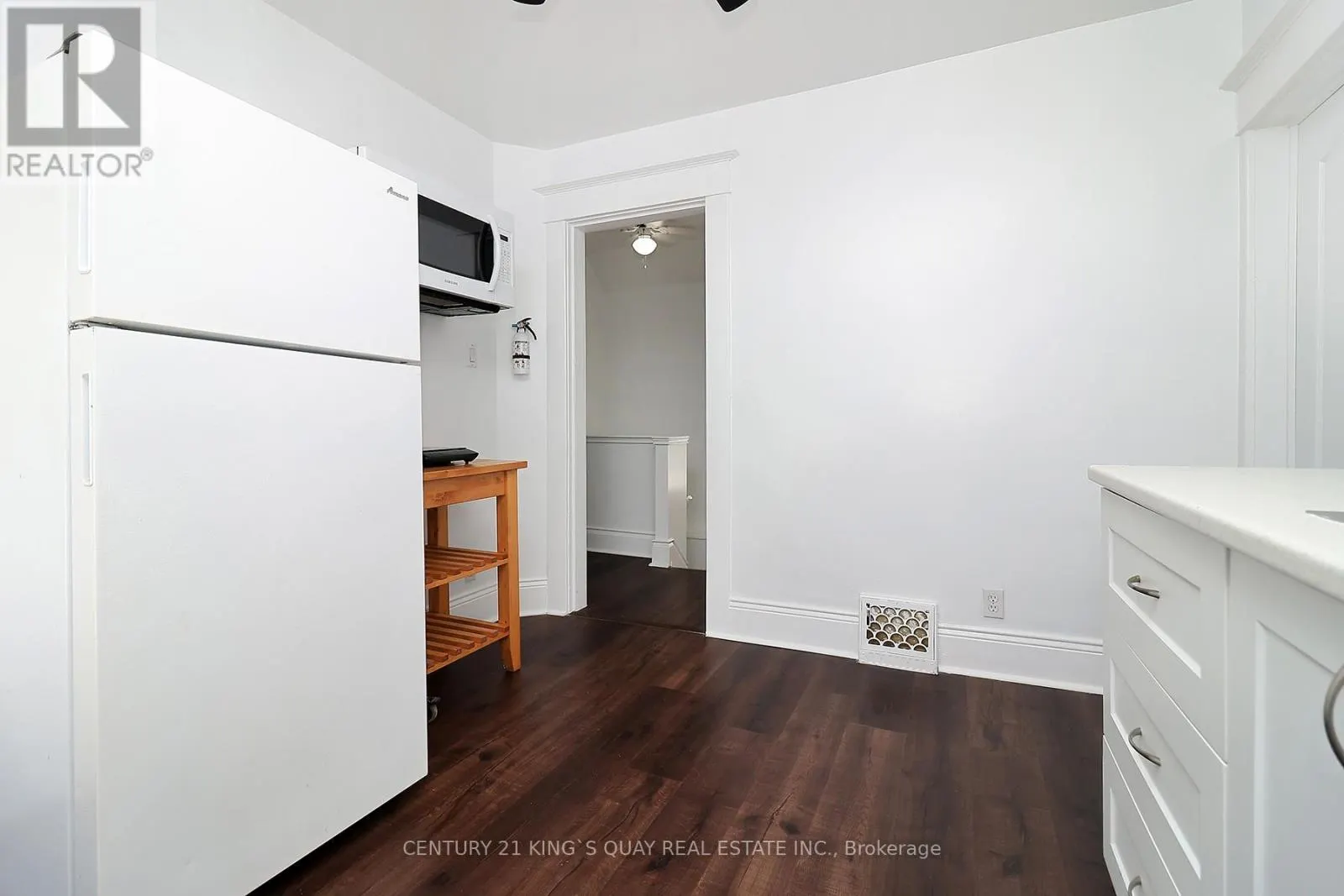 51 ALBERT STREET S