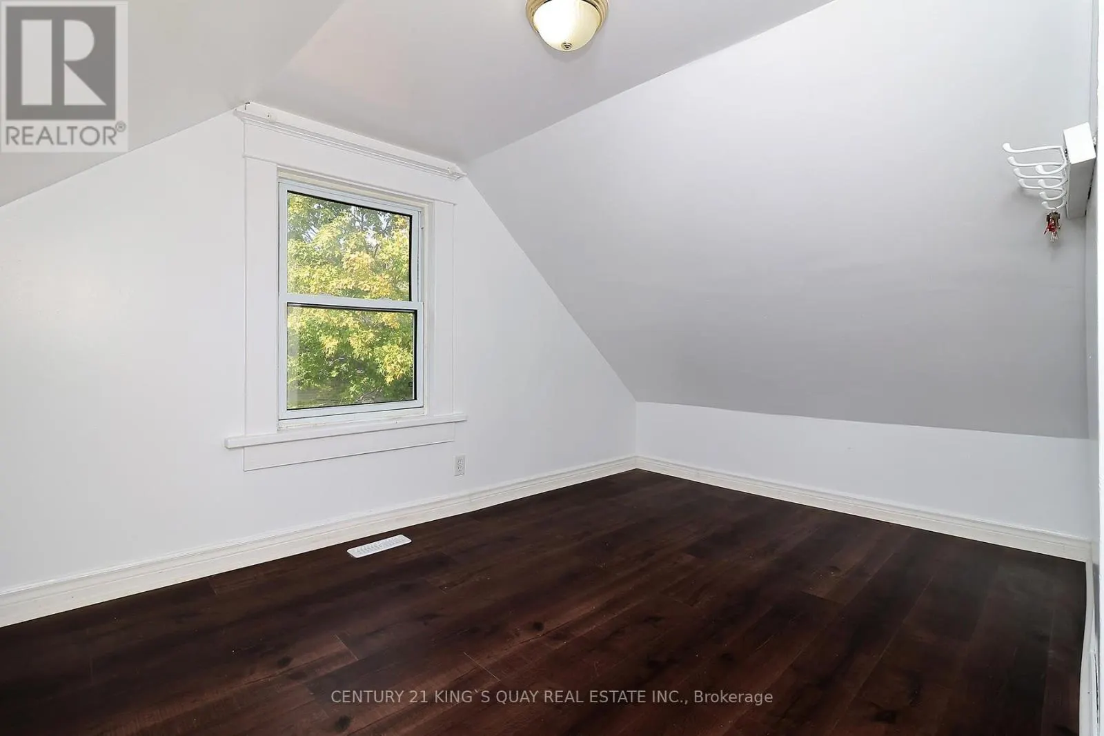 51 ALBERT STREET S