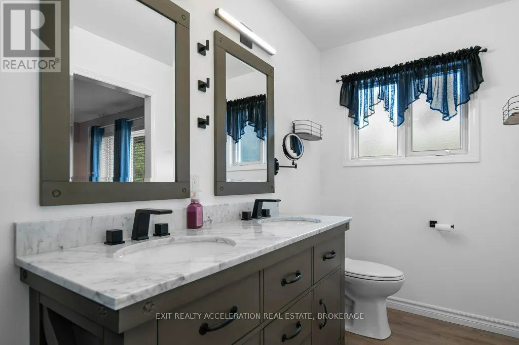 252 BRIDGE STREET W