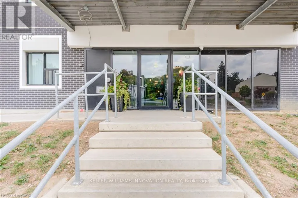 405 - 595 STRASBURG ROAD