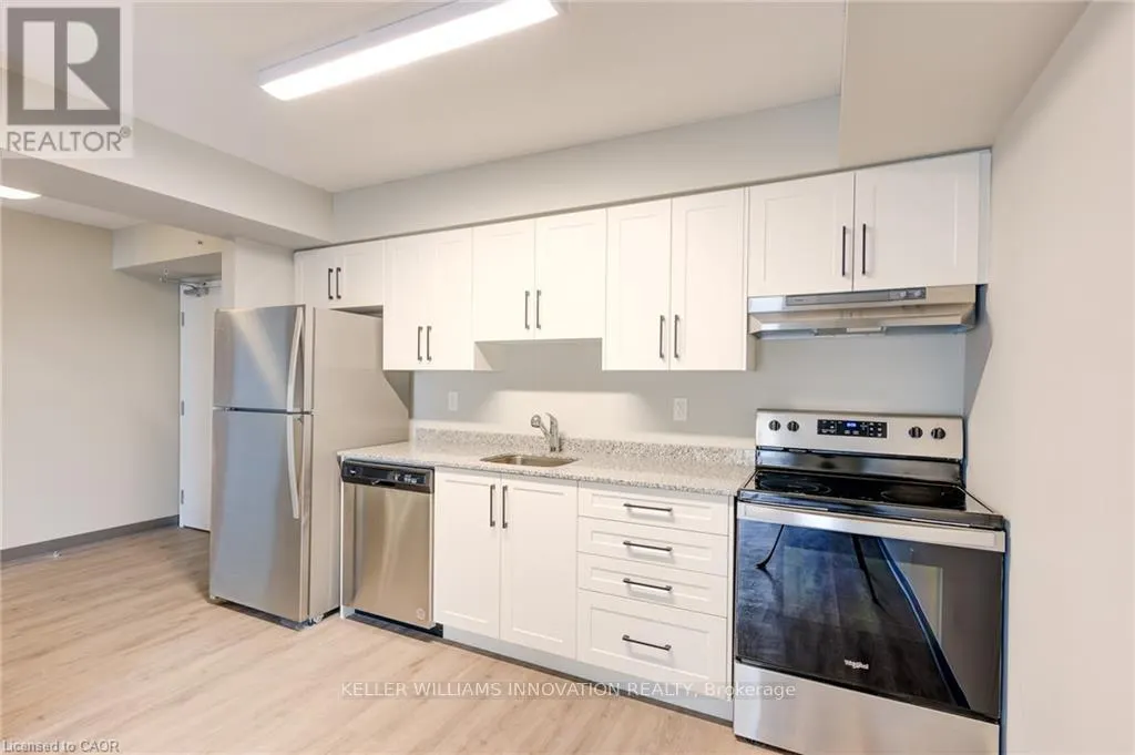 405 - 595 STRASBURG ROAD