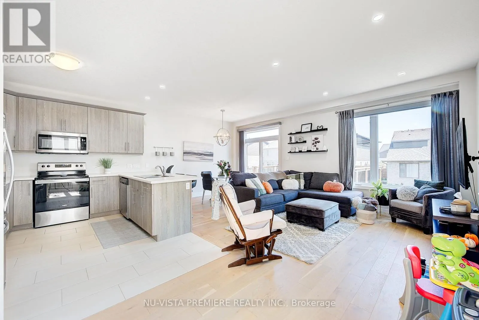 563 CHELTON ROAD