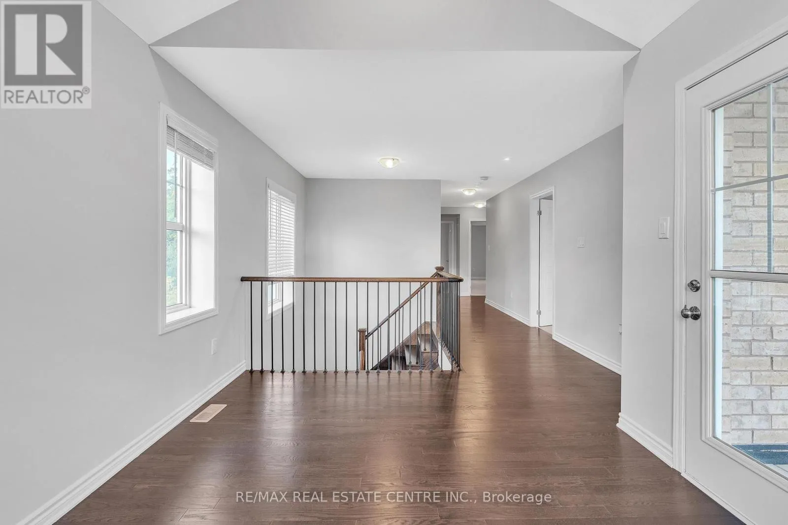 260 SHADY GLEN CRESCENT