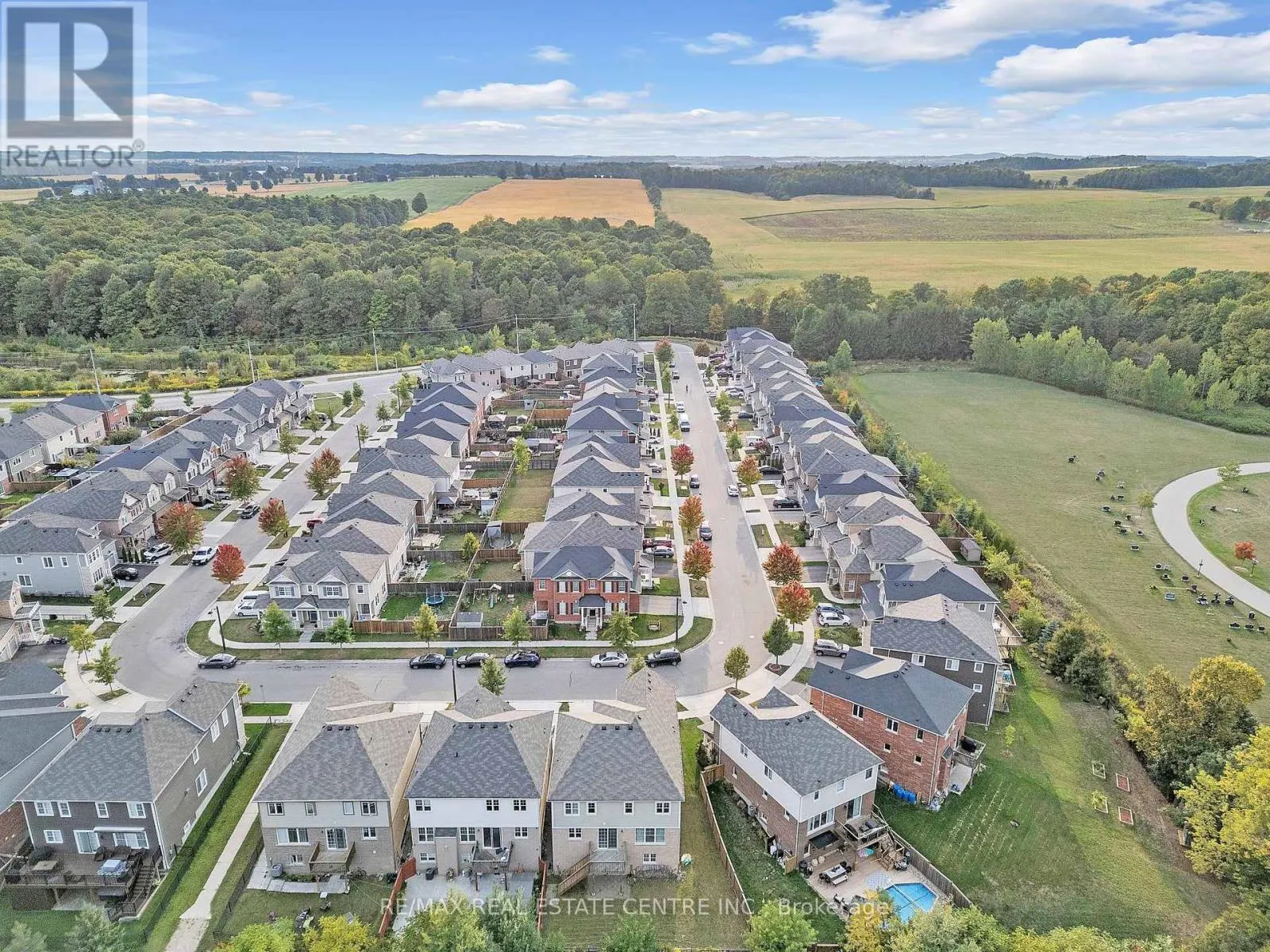 260 SHADY GLEN CRESCENT