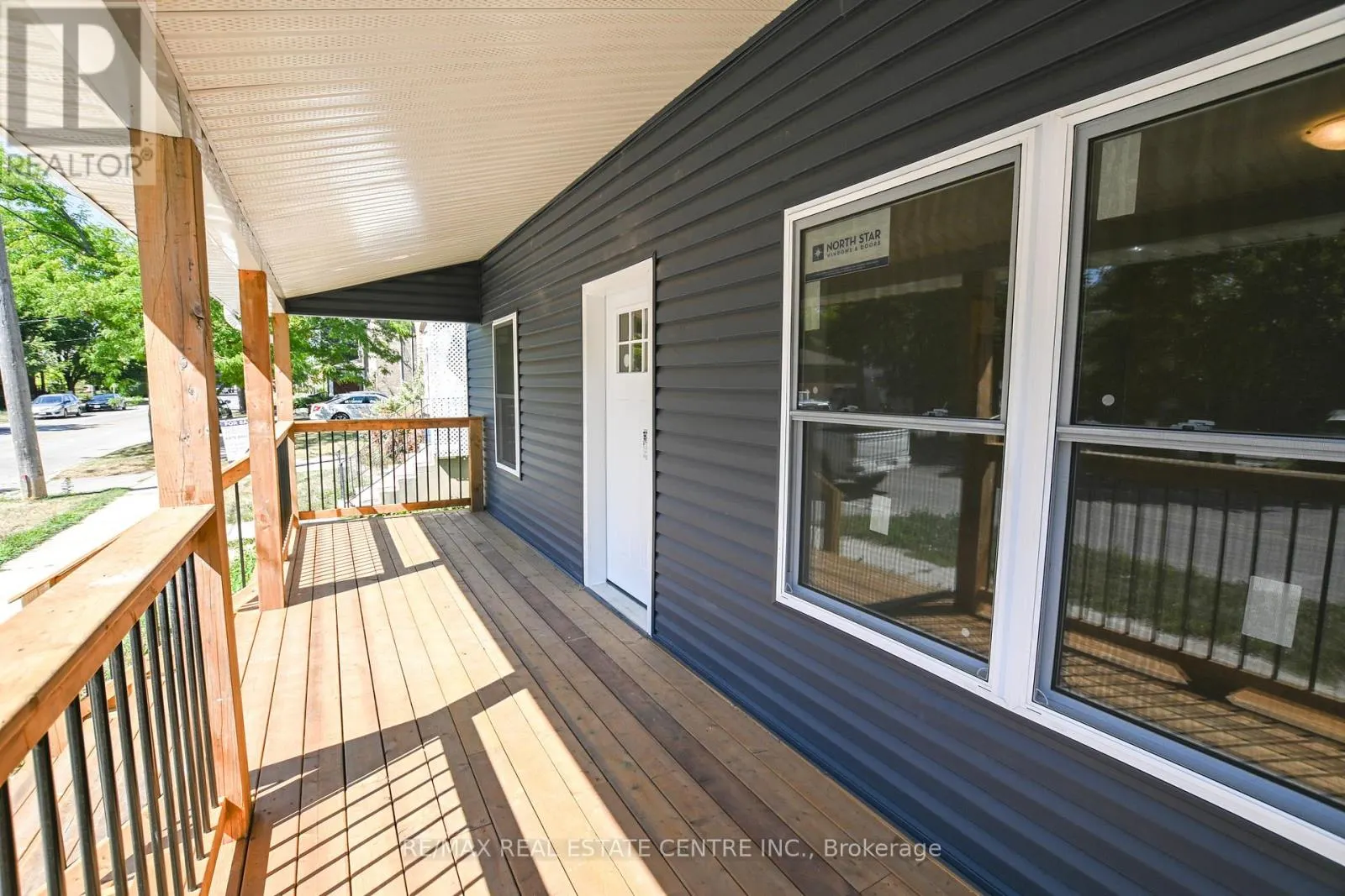 284 DARLING STREET