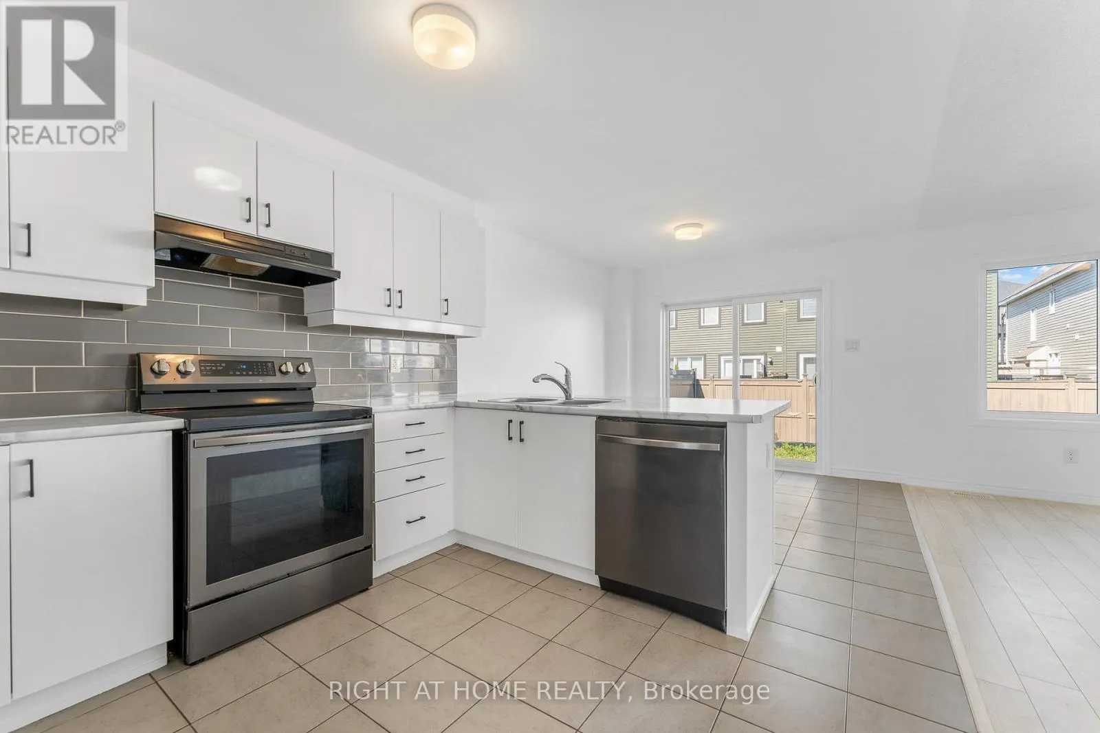 47 MUDMINNOW CRESCENT