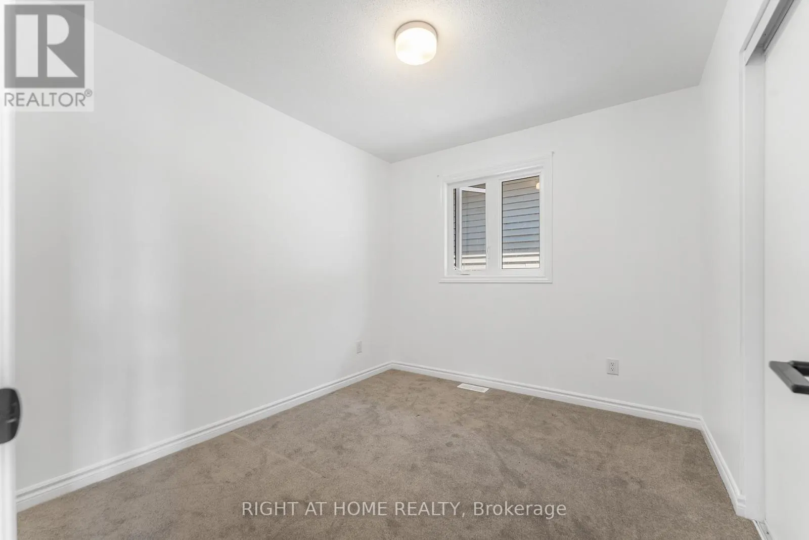 47 MUDMINNOW CRESCENT