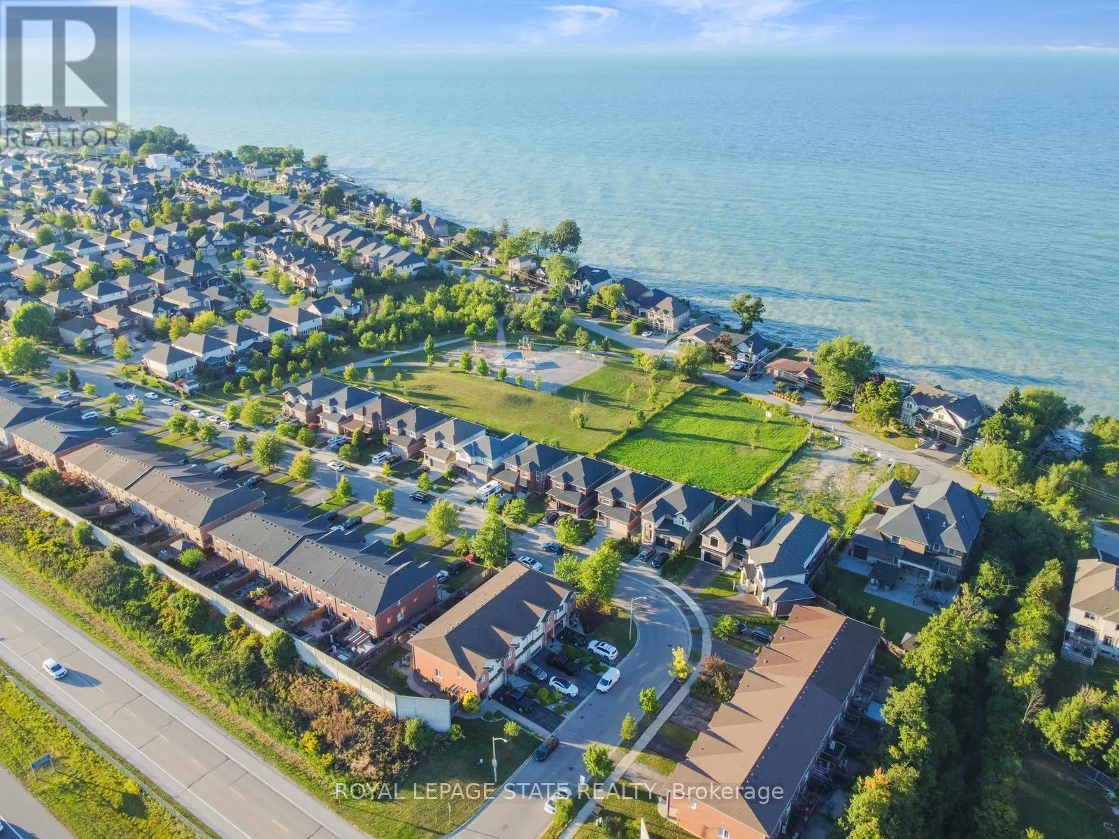 106 WHITEFISH CRESCENT