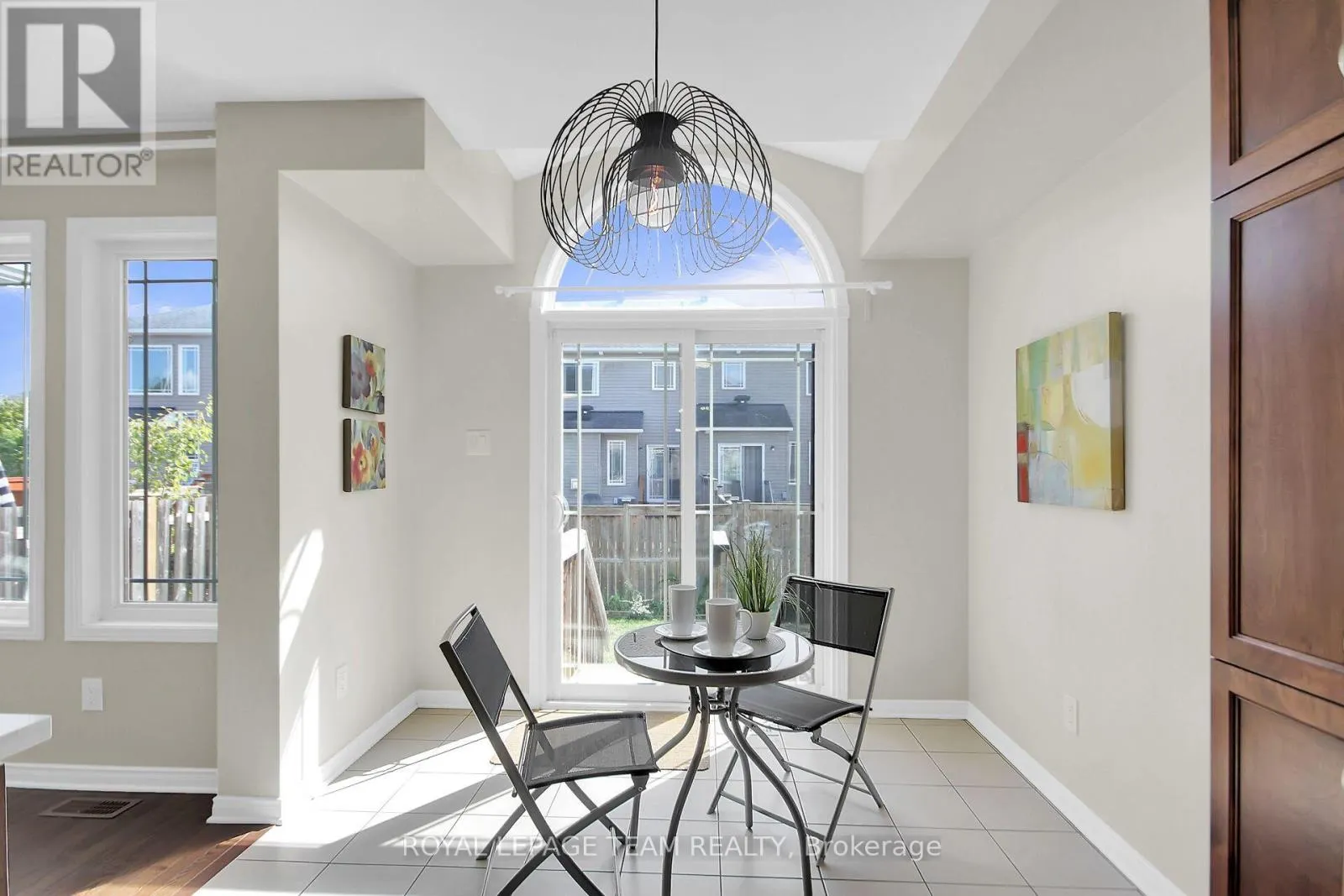 1464 CARRONBRIDGE CIRCLE