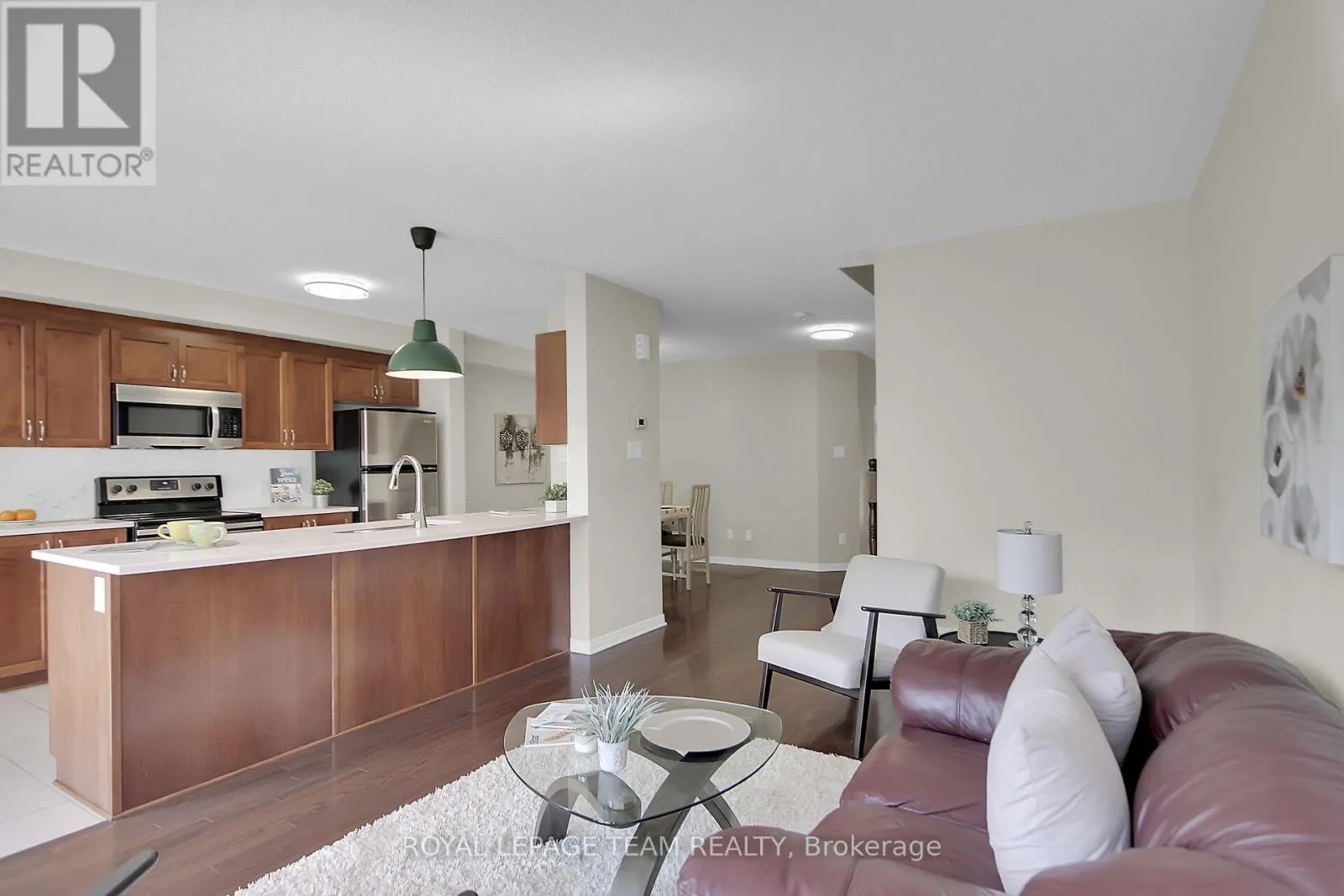 1464 CARRONBRIDGE CIRCLE