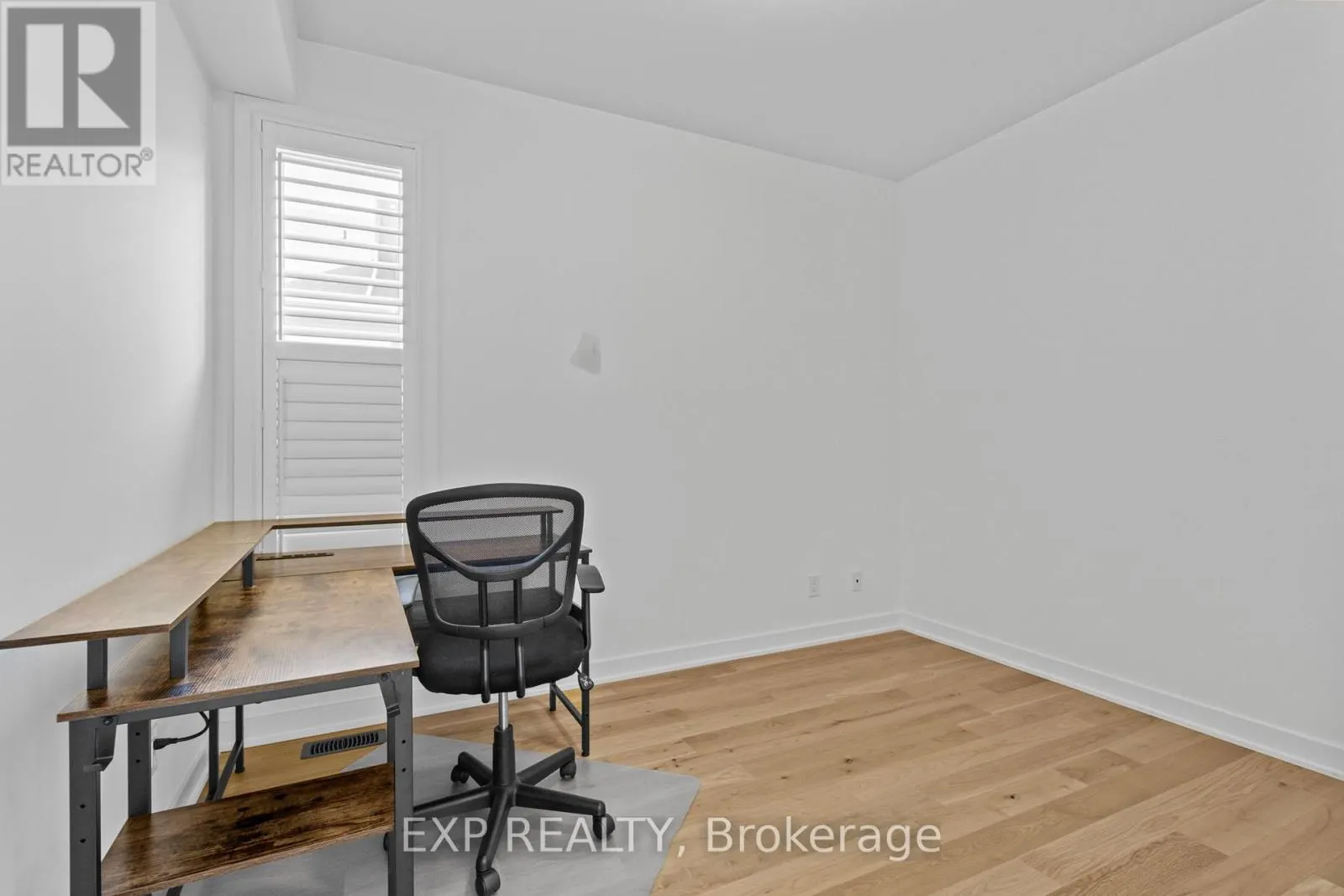 4556 KELLY FARM DRIVE