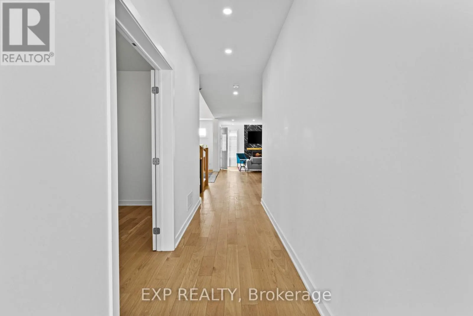 4556 KELLY FARM DRIVE