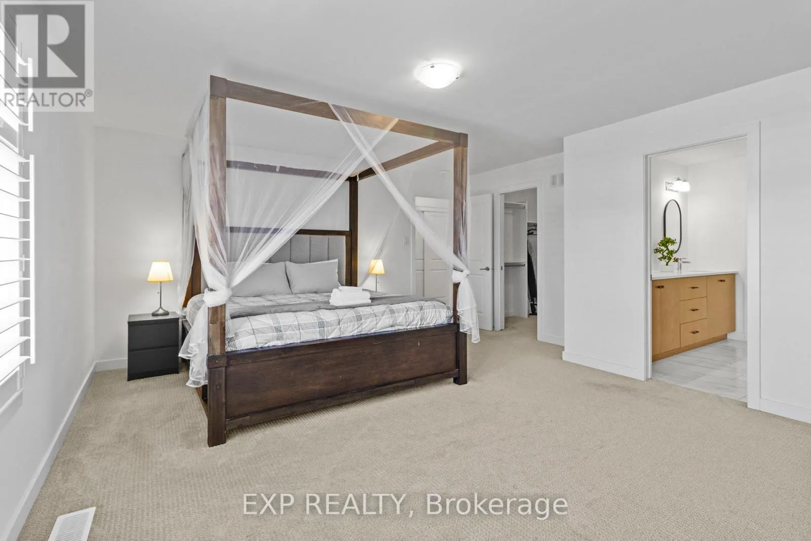 4556 KELLY FARM DRIVE