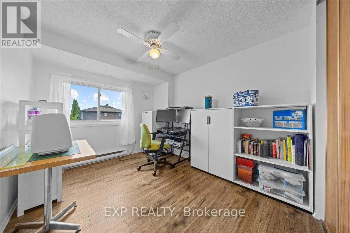 3166 STOCKTON DRIVE
