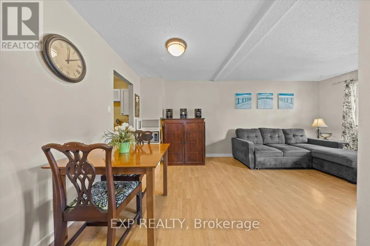 3166 STOCKTON DRIVE