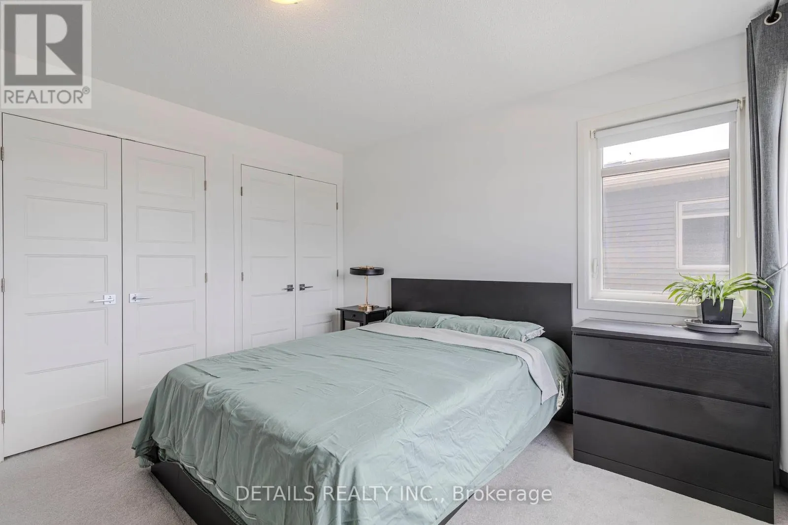 372 STERLING AVENUE