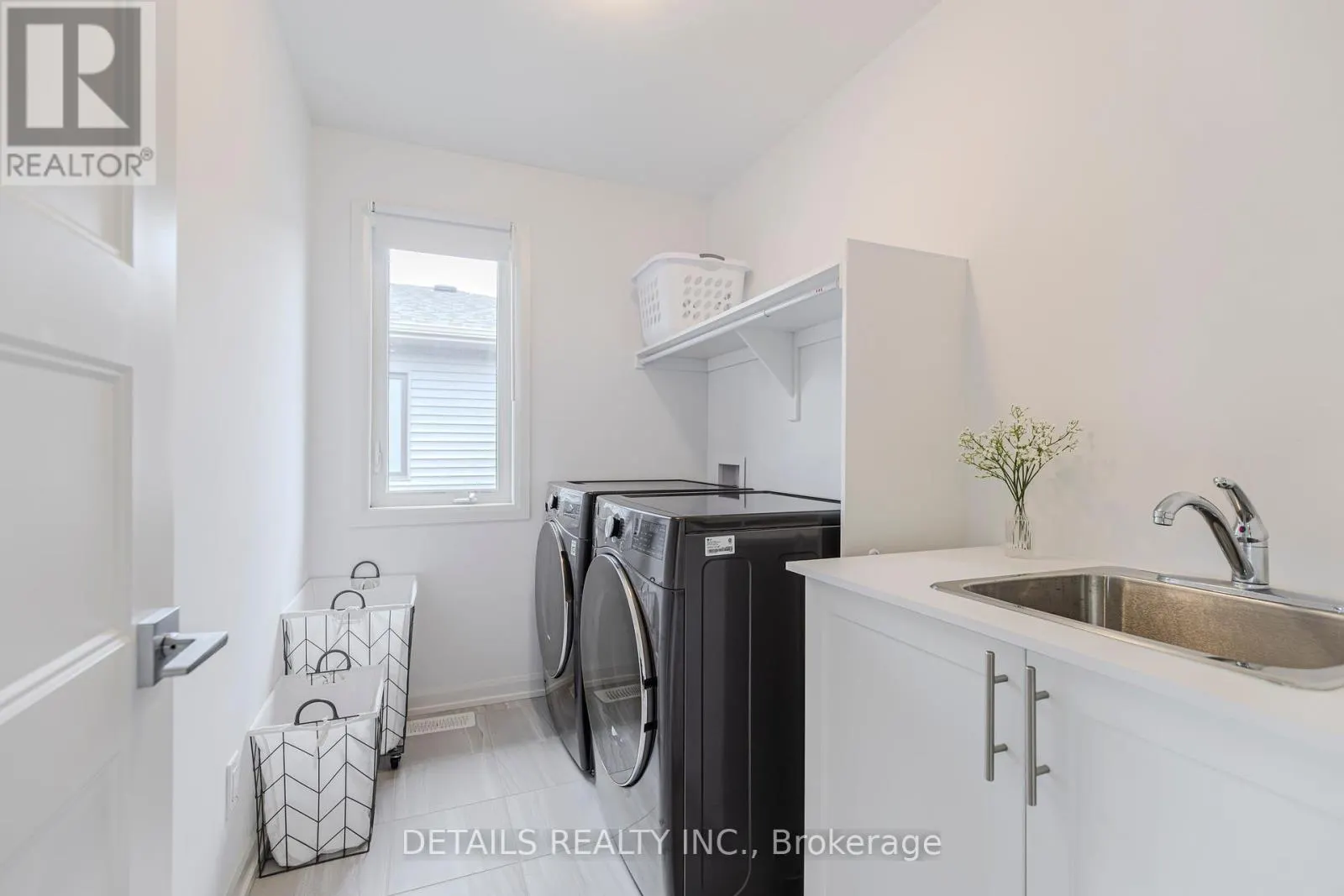 372 STERLING AVENUE