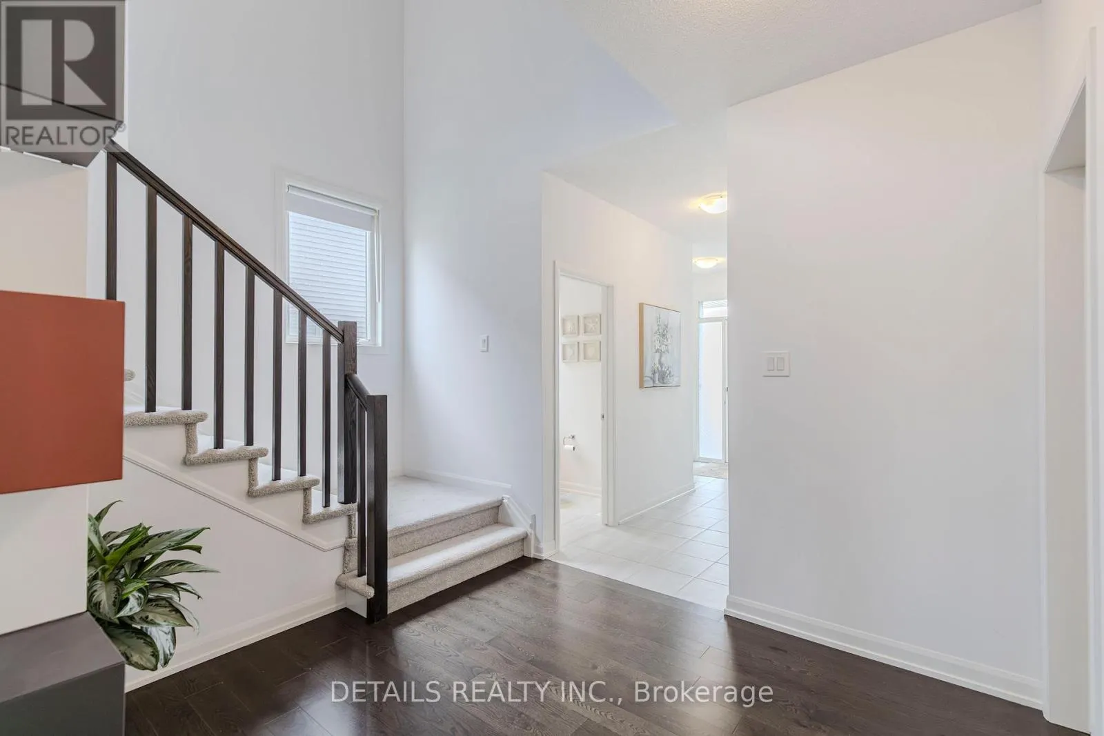 372 STERLING AVENUE