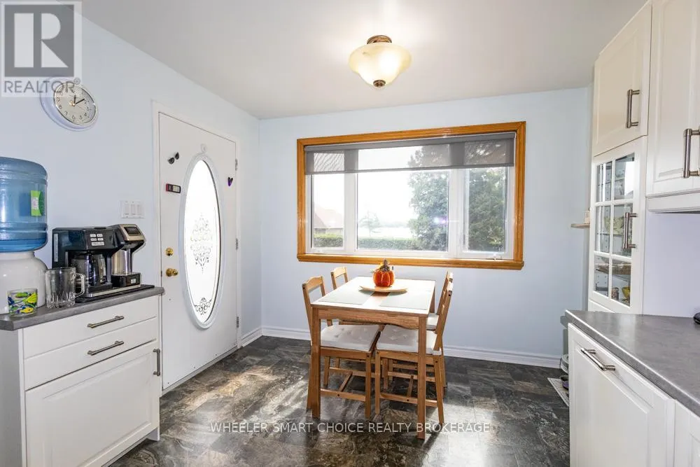 15206 COLONIAL DRIVE