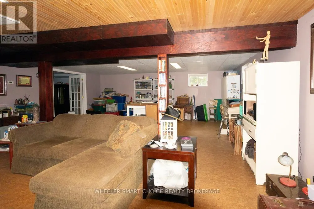 15206 COLONIAL DRIVE