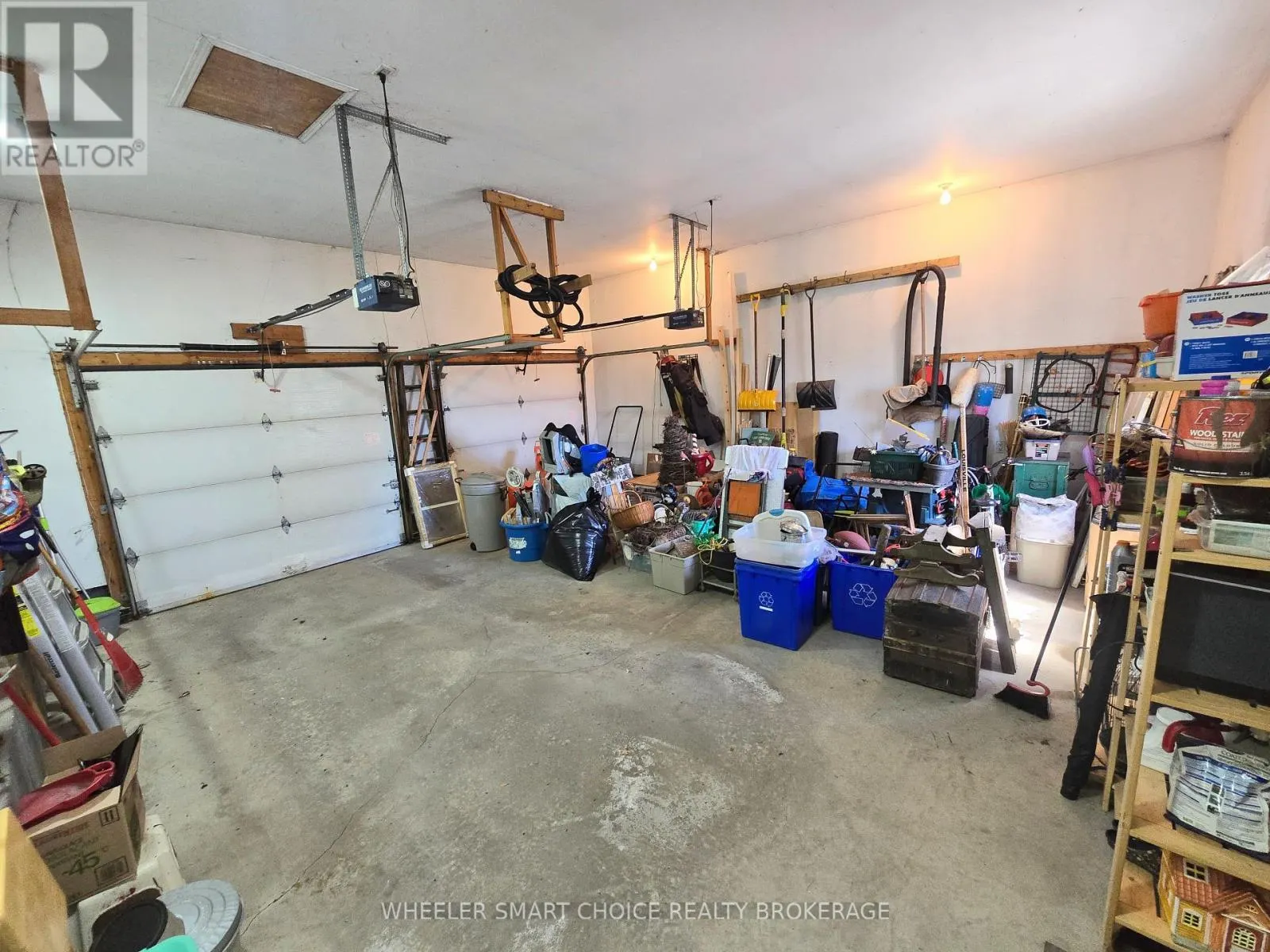 15206 COLONIAL DRIVE