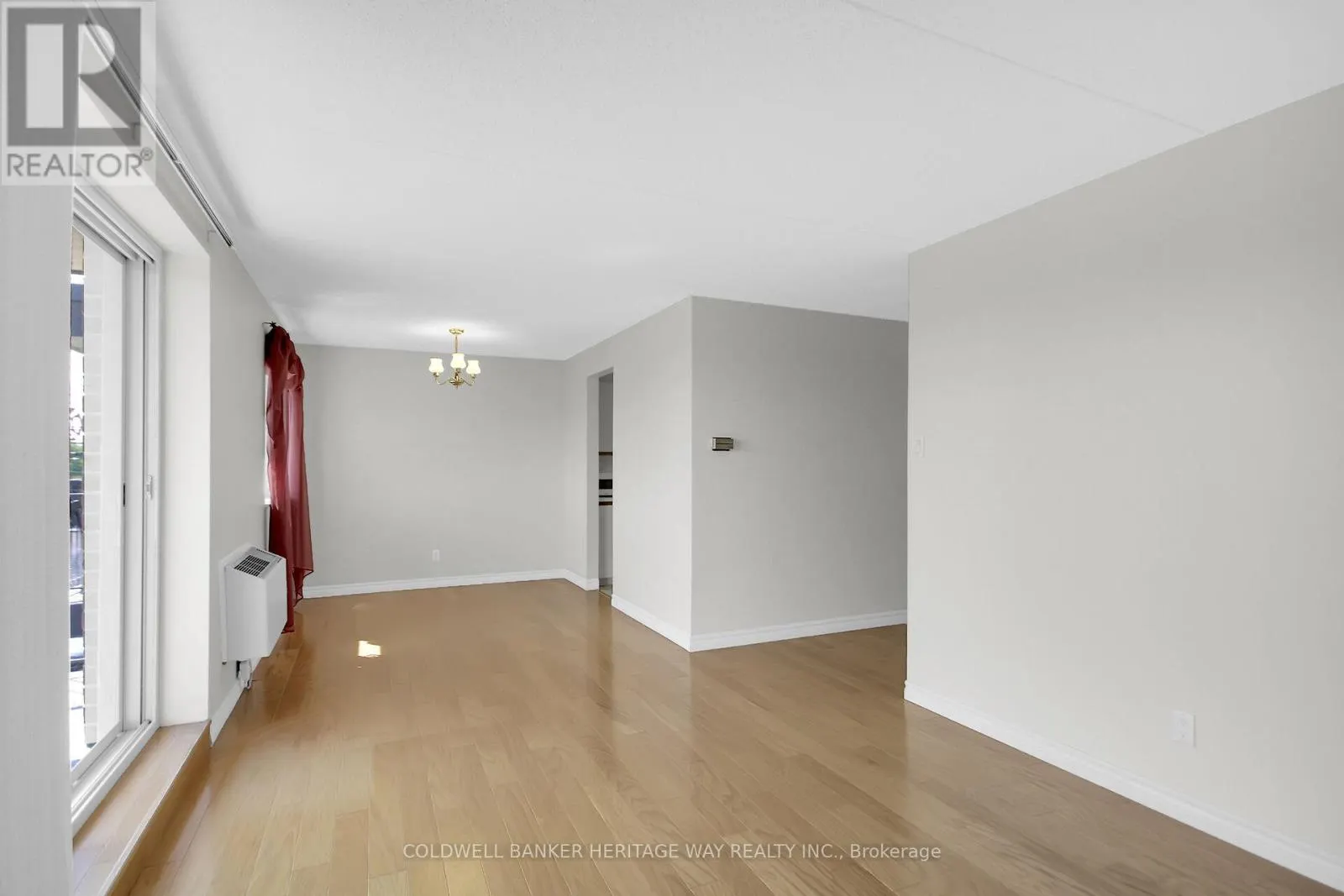 405 - 206 WOODWARD STREET