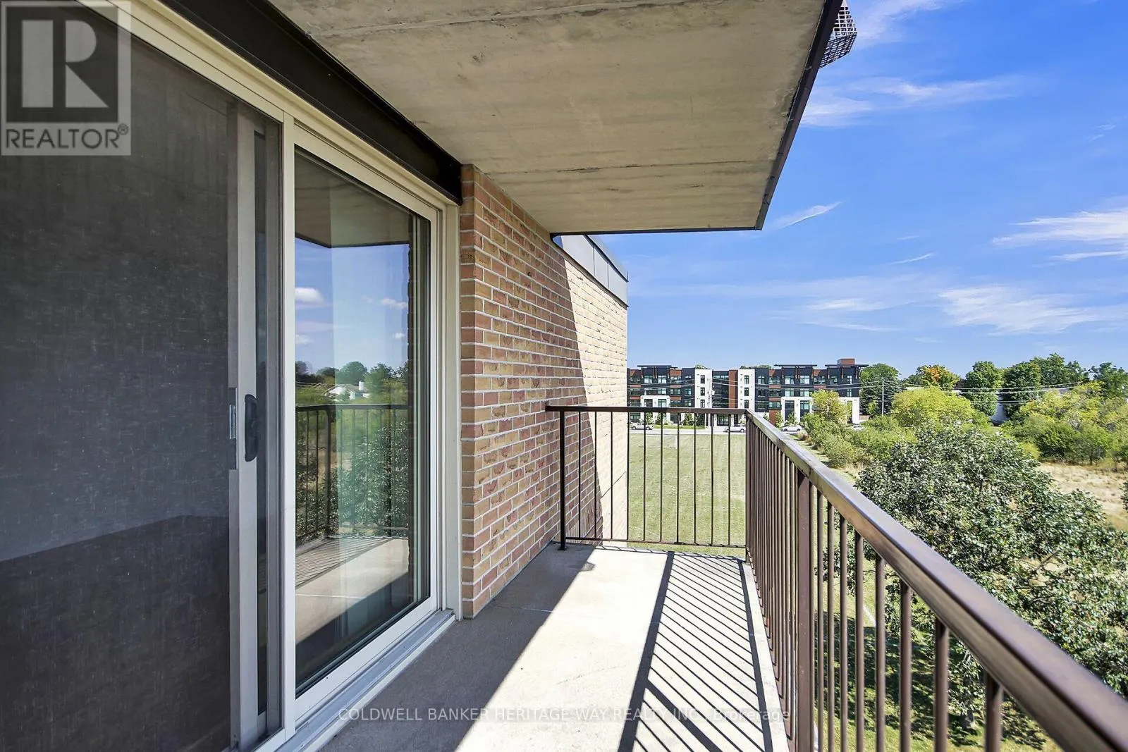 405 - 206 WOODWARD STREET