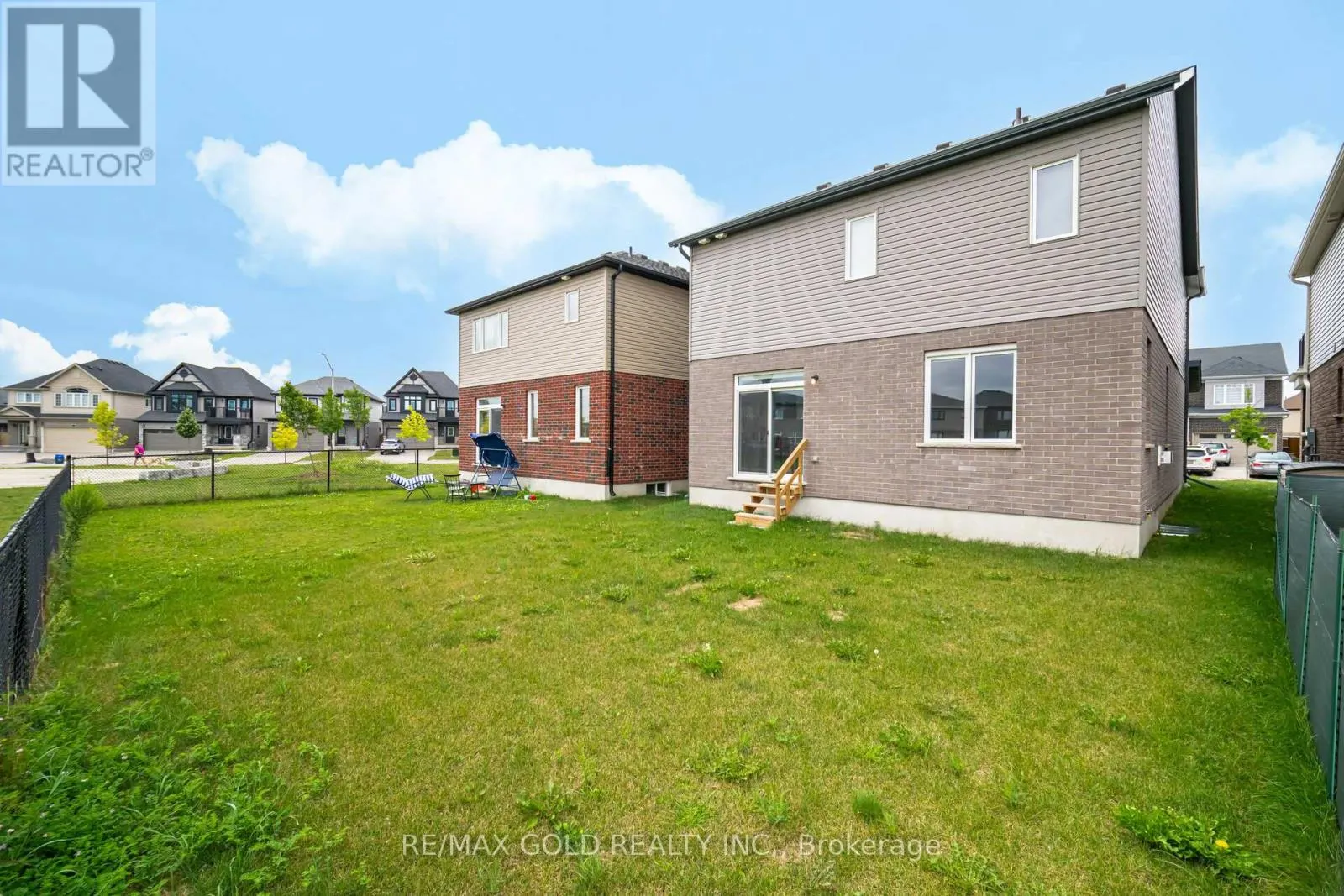 46 BEAUCHAMP DRIVE