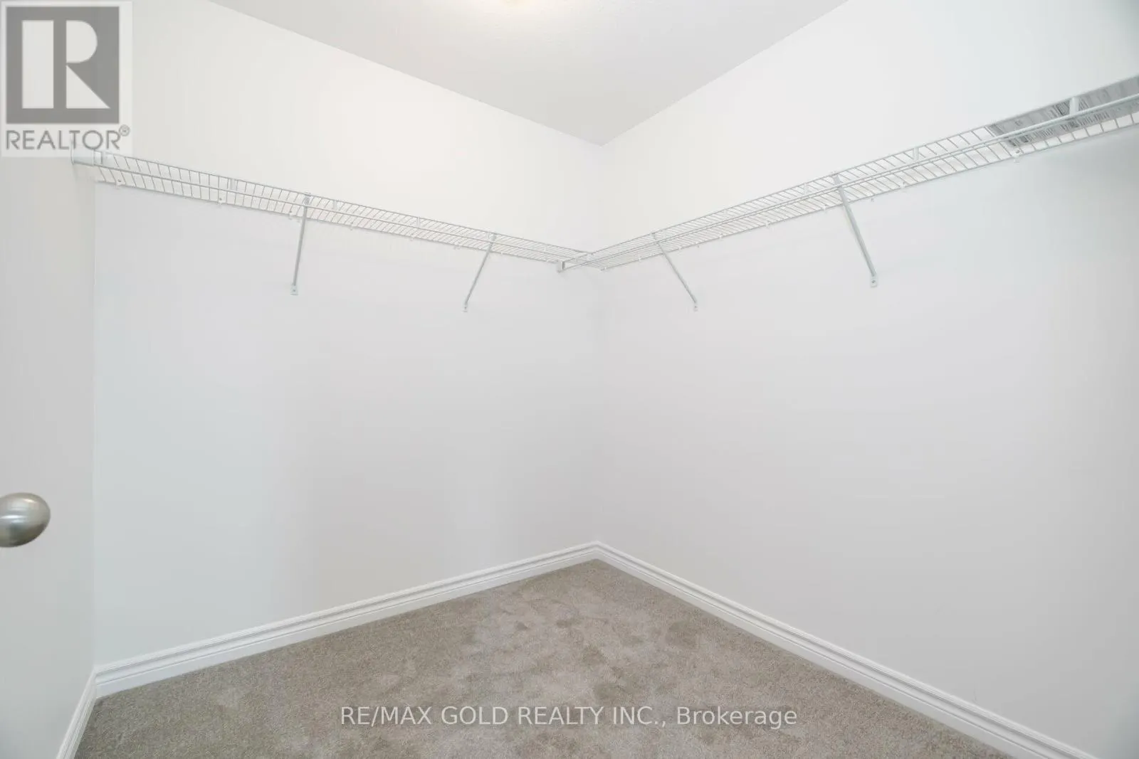 46 BEAUCHAMP DRIVE