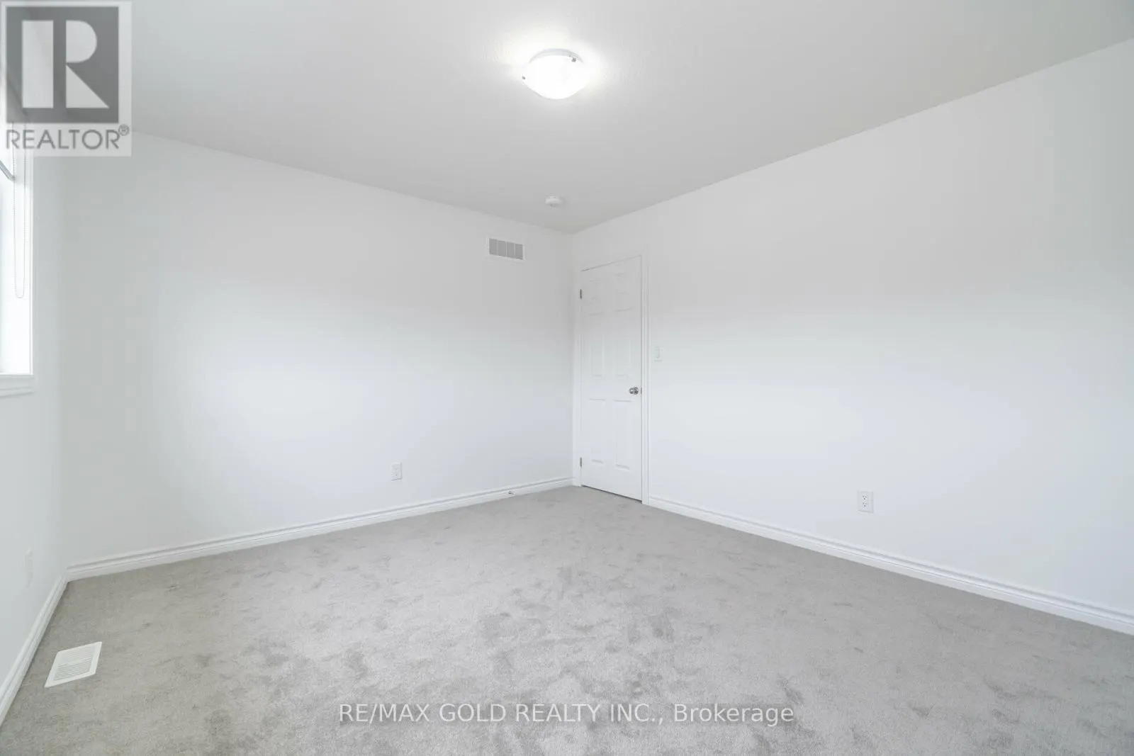 46 BEAUCHAMP DRIVE