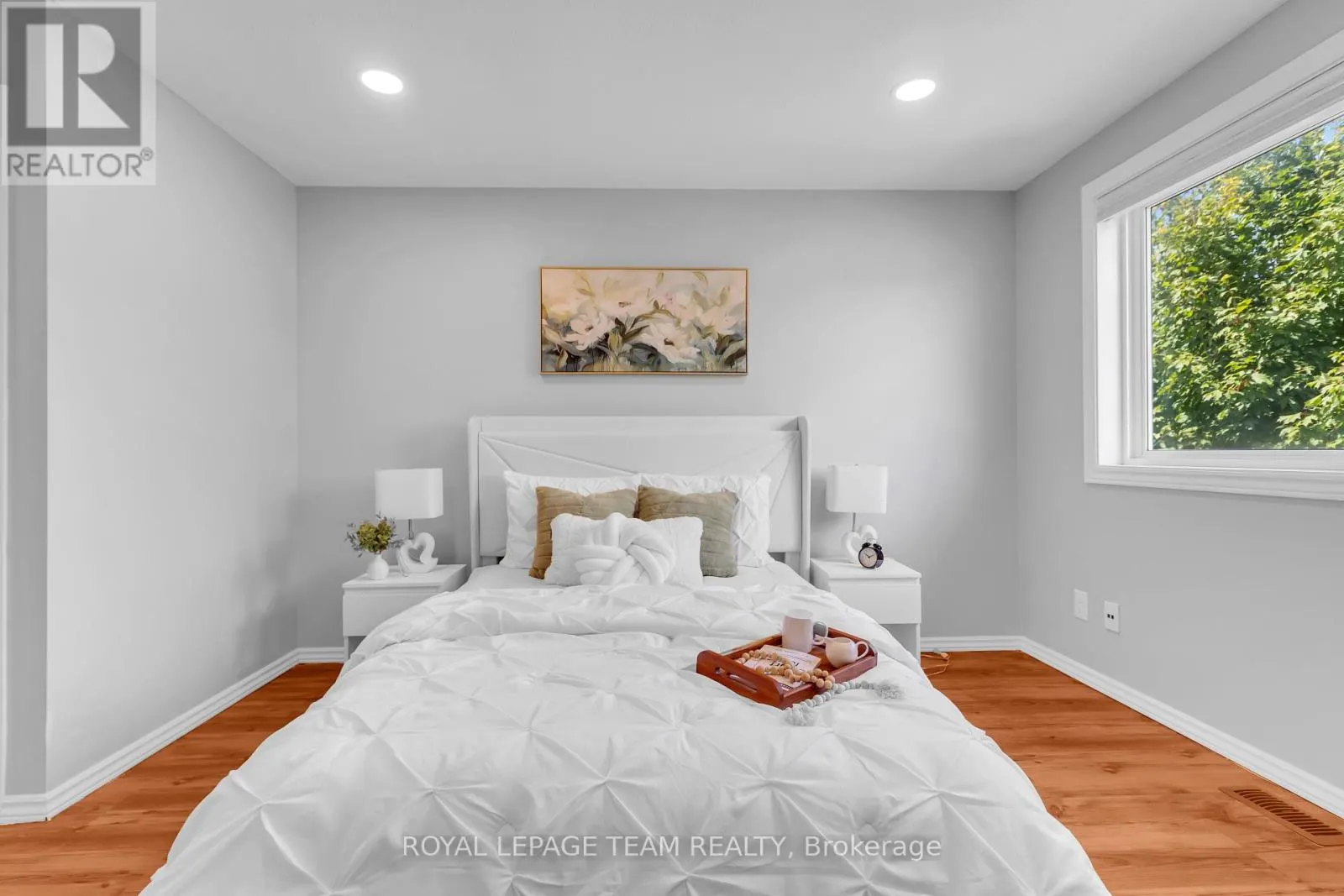 2 BROOKHAVEN COURT