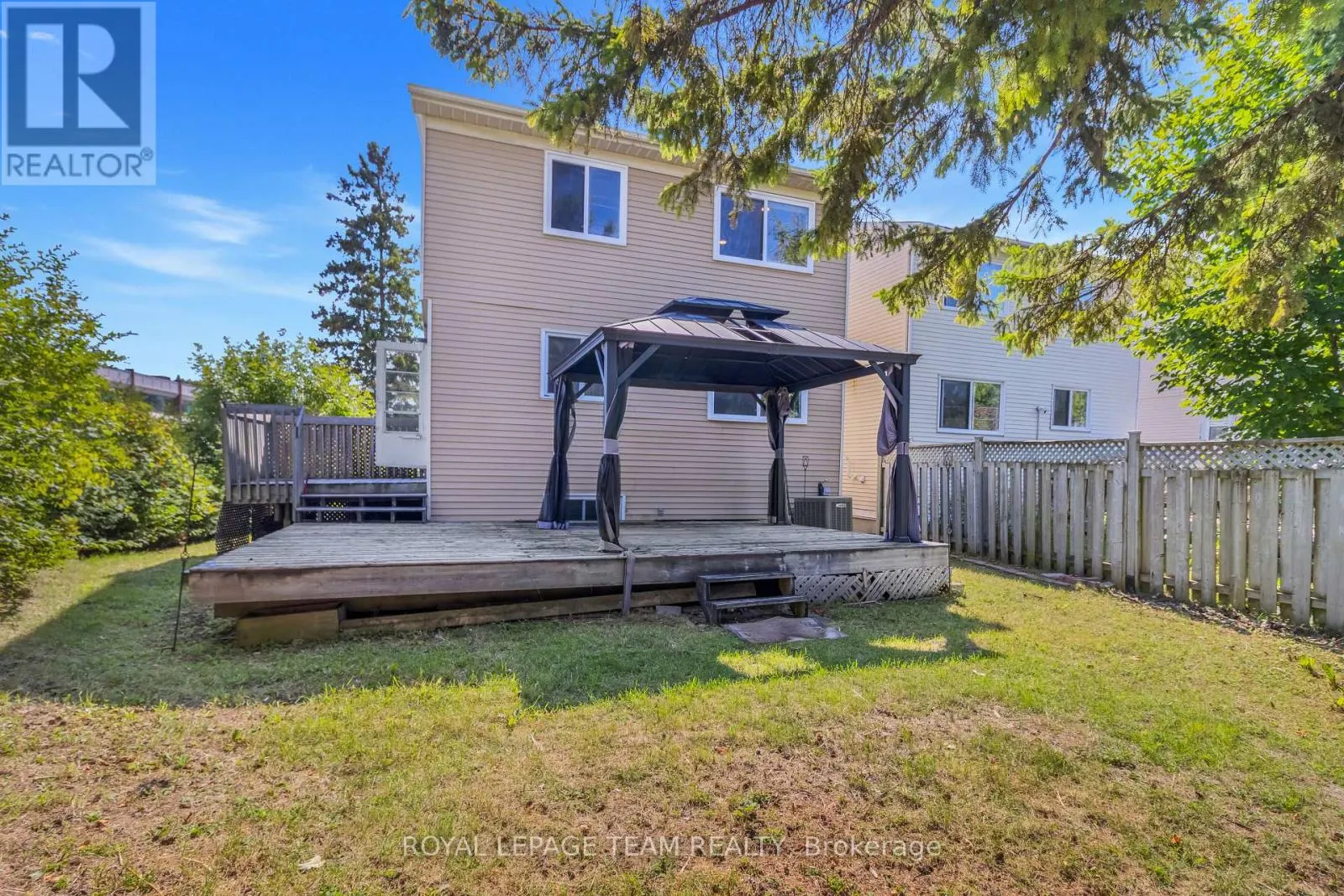2 BROOKHAVEN COURT