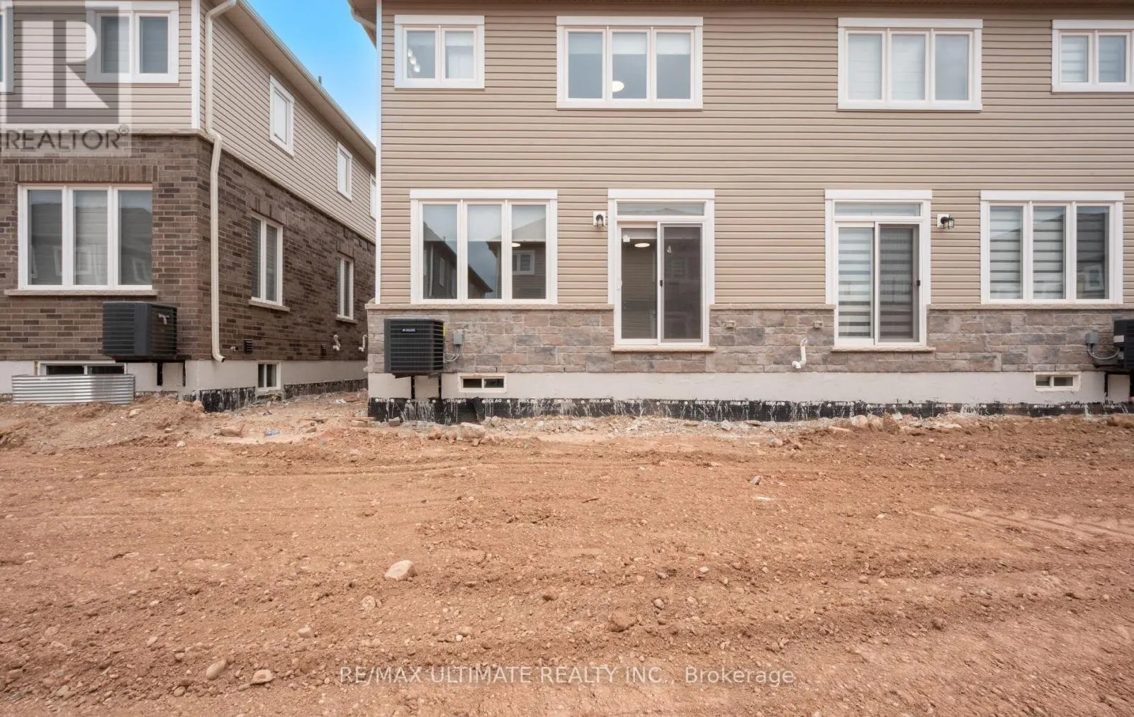 117 MOLOZZI STREET