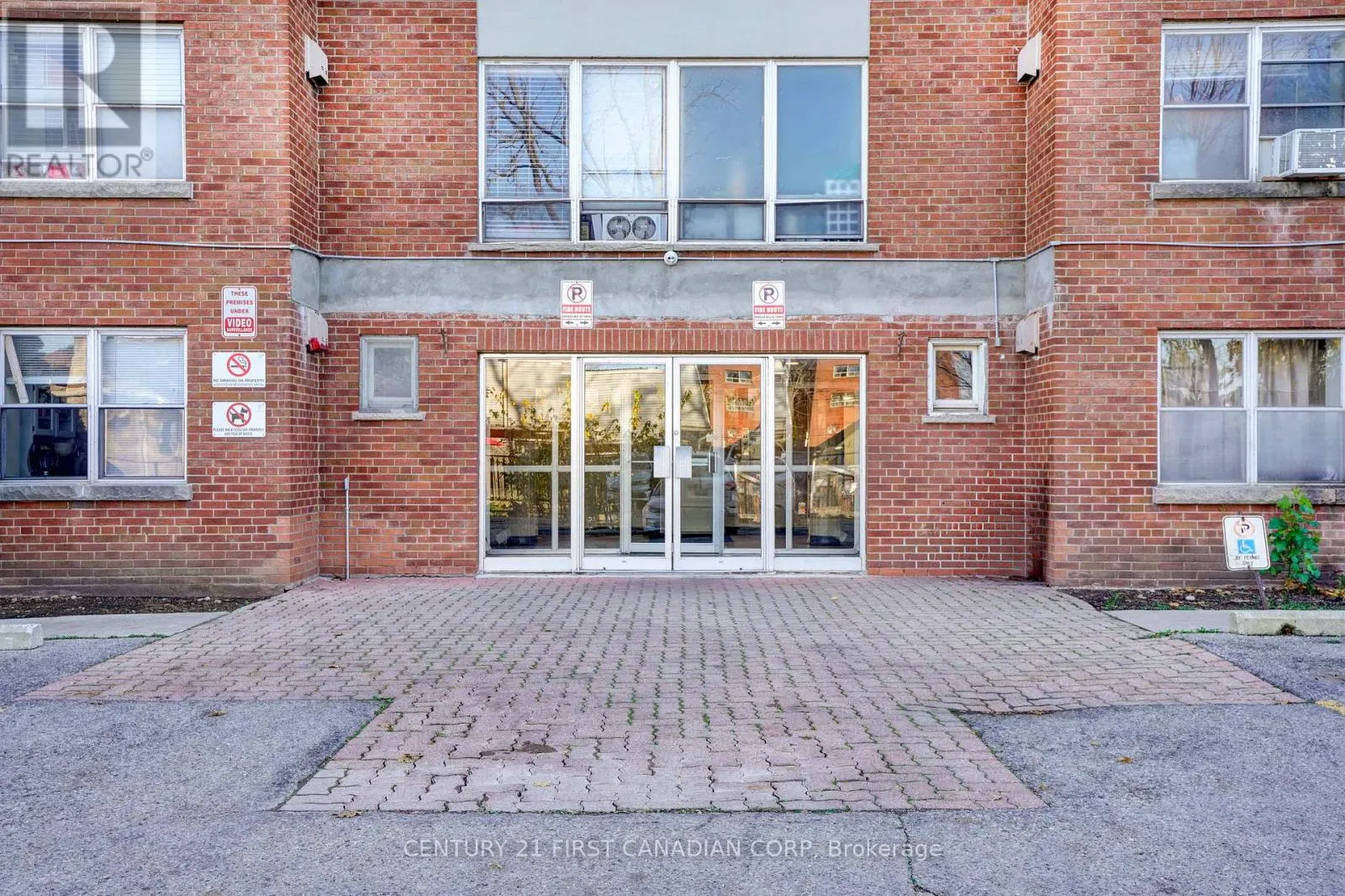 323 - 75 HIGH STREET, #323
