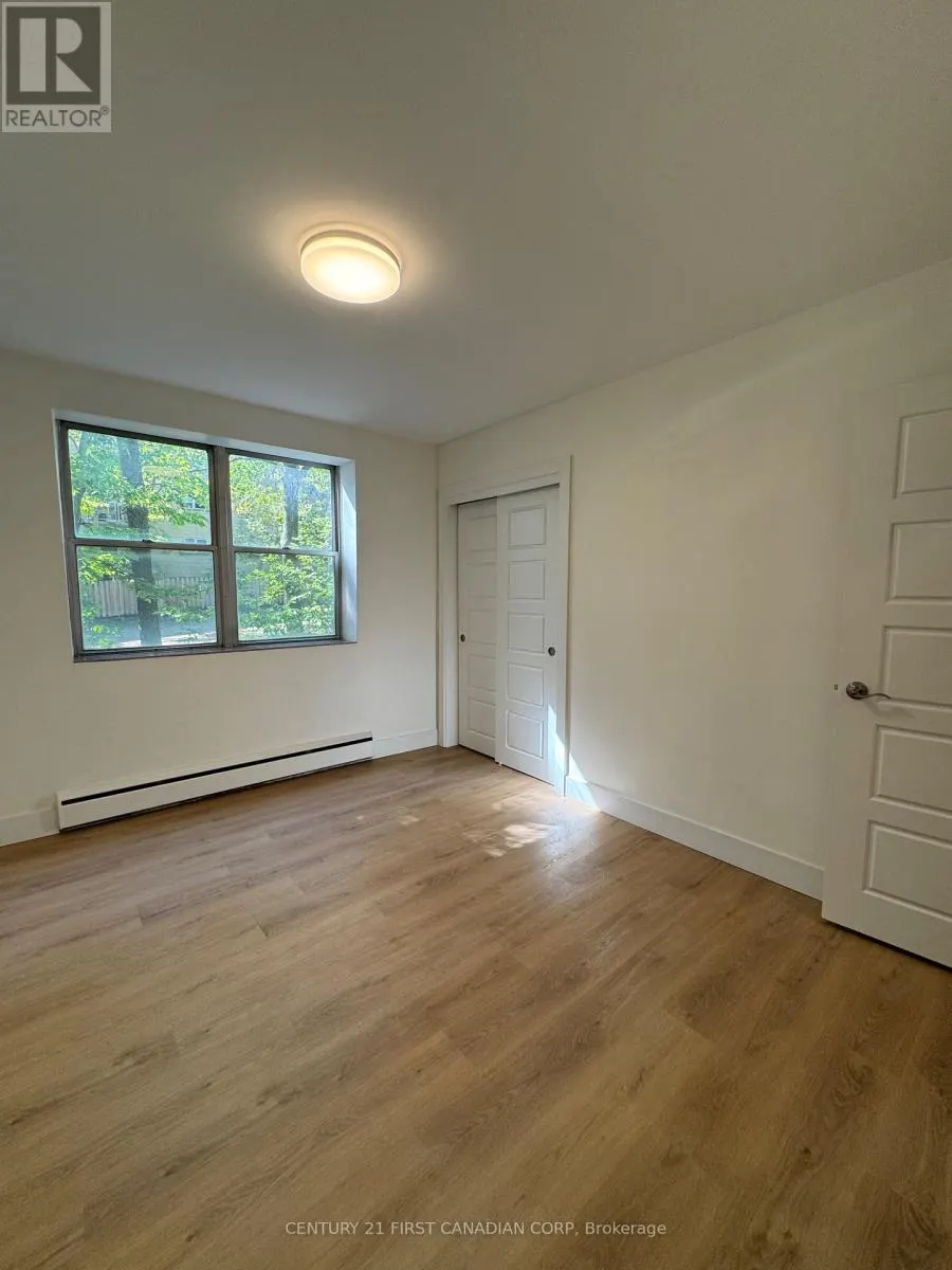 323 - 75 HIGH STREET, #323