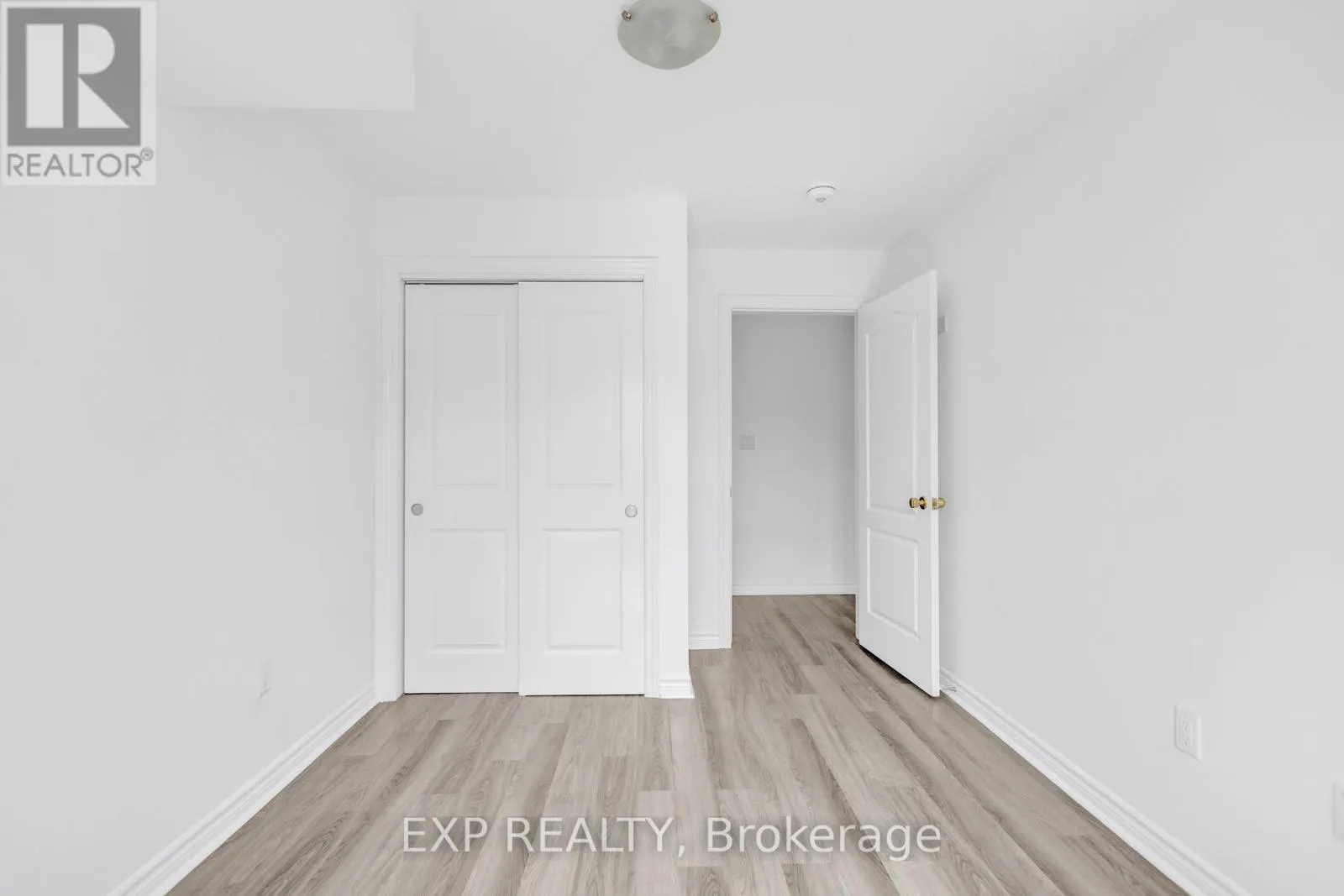103 - 5 CITYVIEW DRIVE S