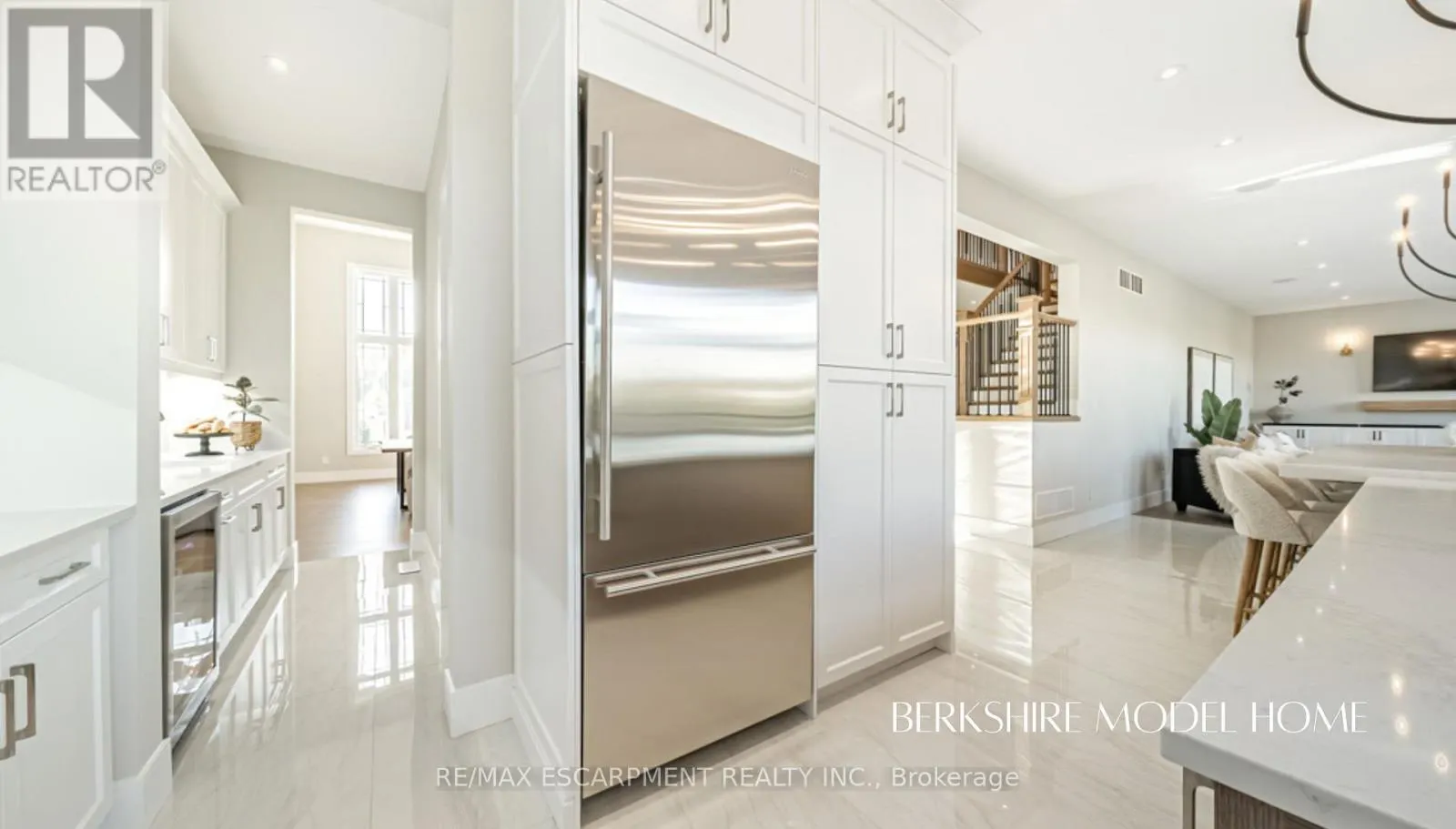 427 MASTERS DRIVE