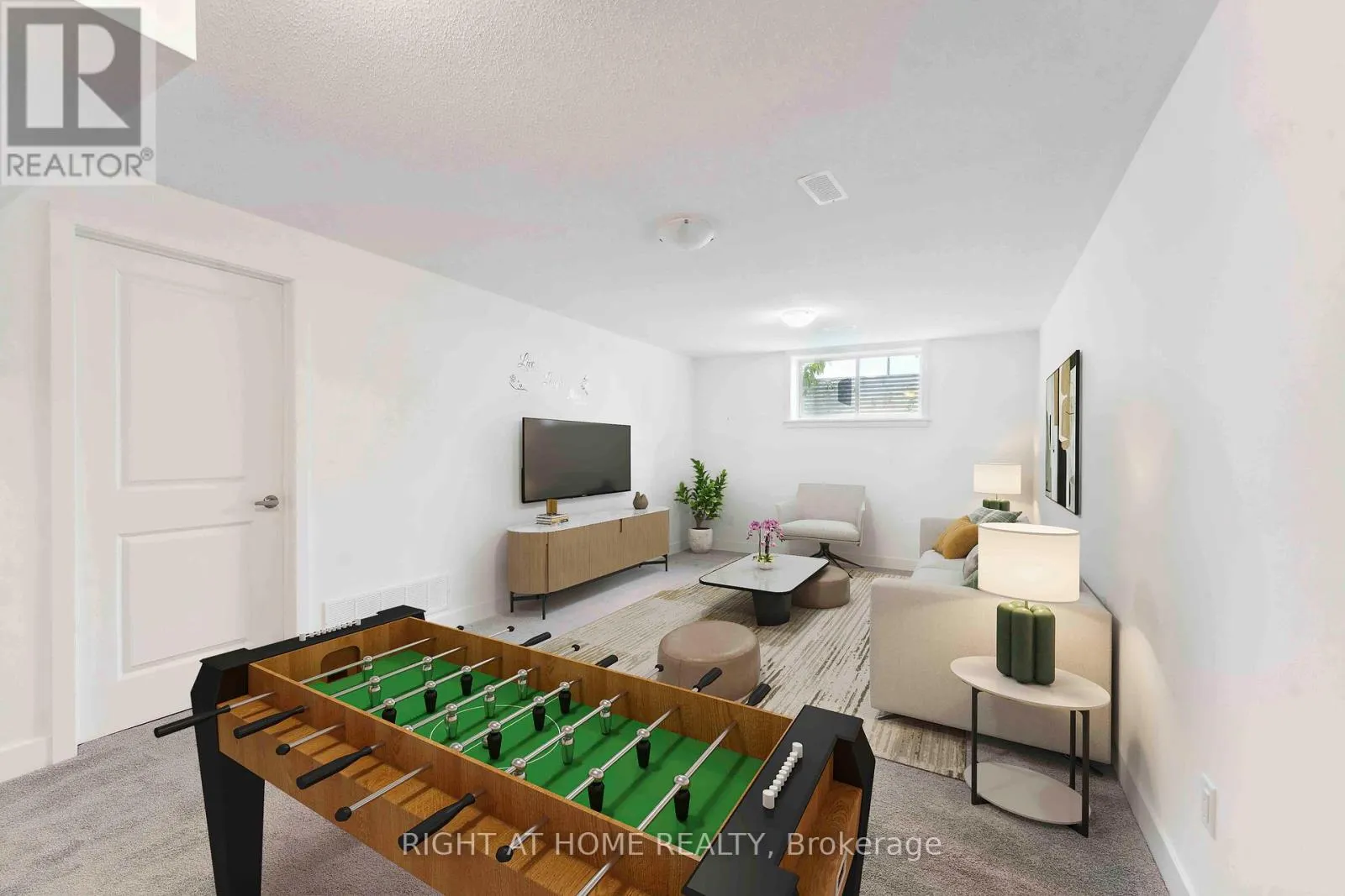 261 FINSBURY AVENUE