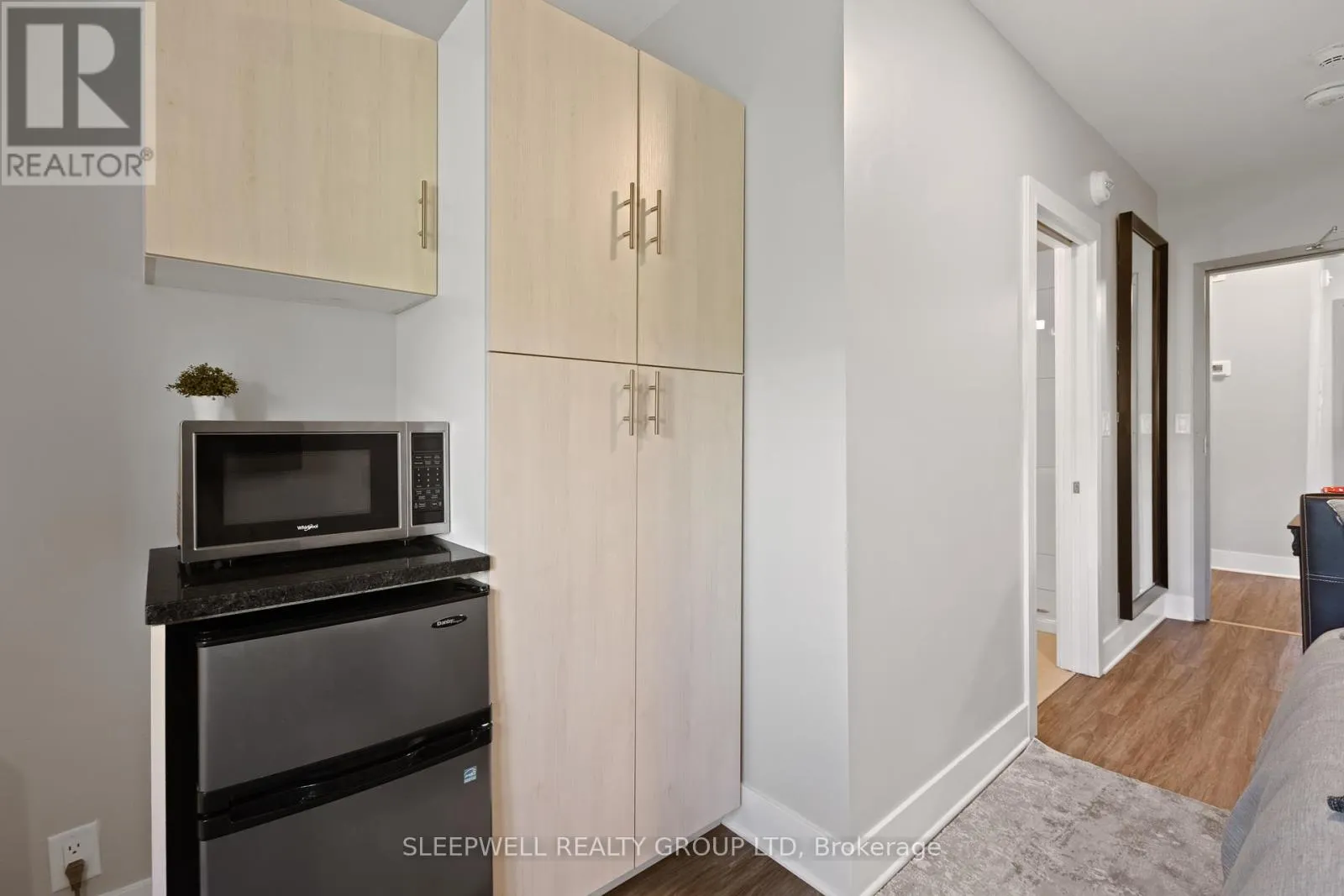 68 SWEETLAND AVENUE