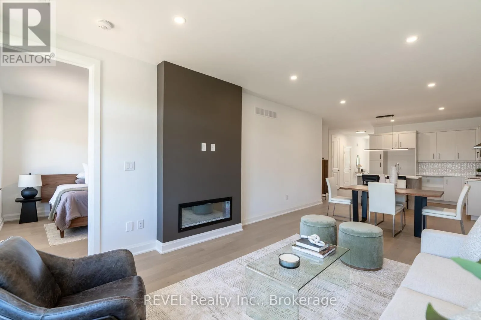 70E SENECA DRIVE