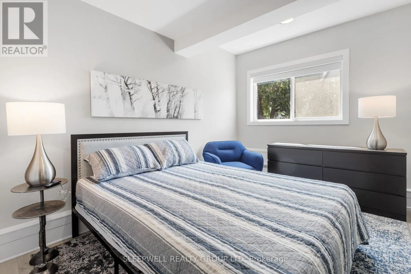 238 CARRUTHERS AVENUE