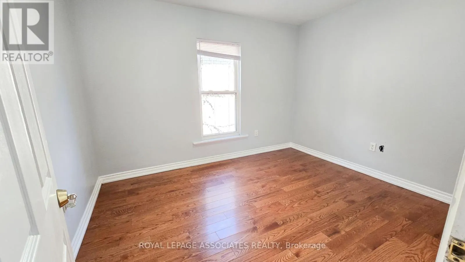 455 MAIN STREET W