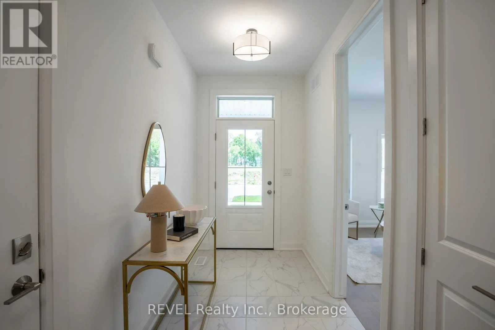 70B SENECA DRIVE
