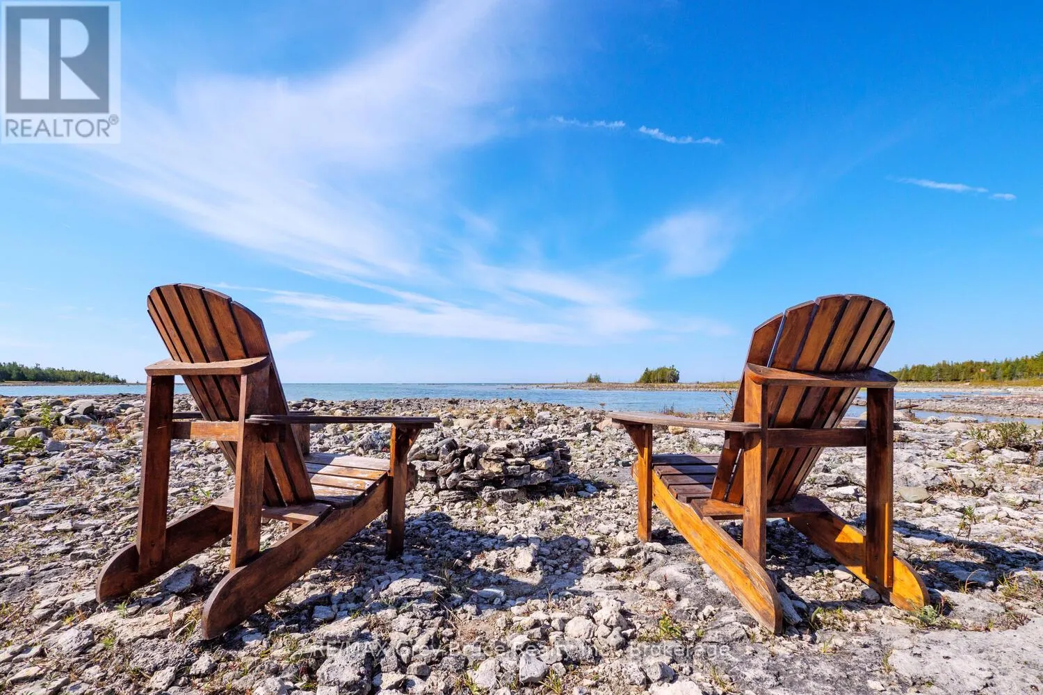 952 DORCAS BAY ROAD