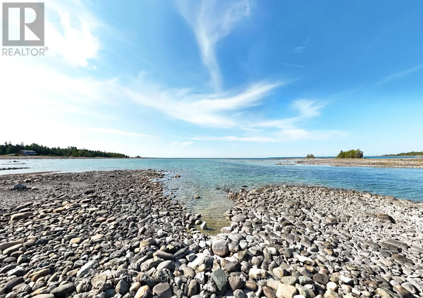 952 DORCAS BAY ROAD